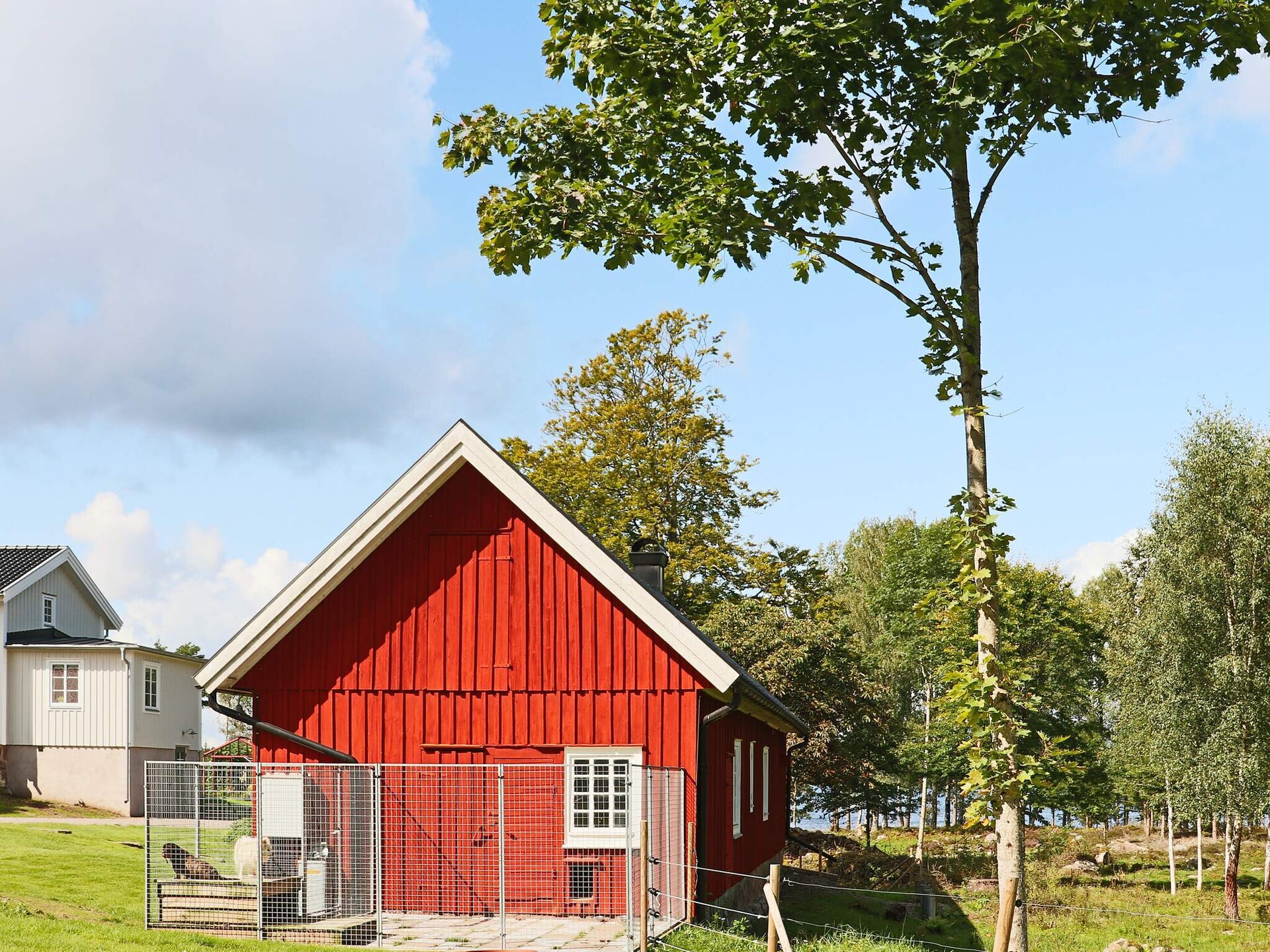 Idyllisch vakantiehuis aan het meer met roeiboot bij Unnaryd - foto 7