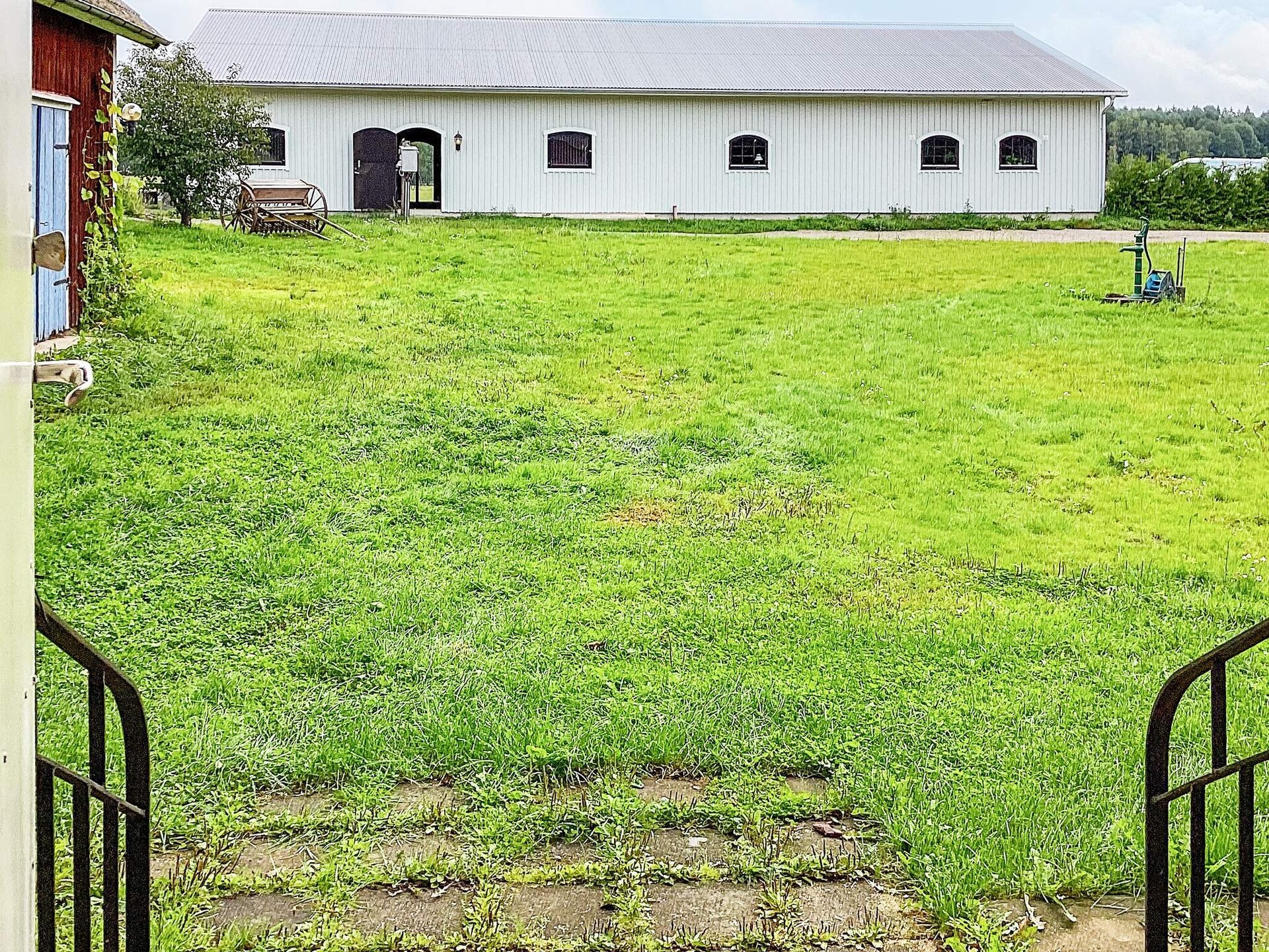Rood-wit vakantiehuis op paardenboerderij bij Mariestad en het Vänermeer - foto 6