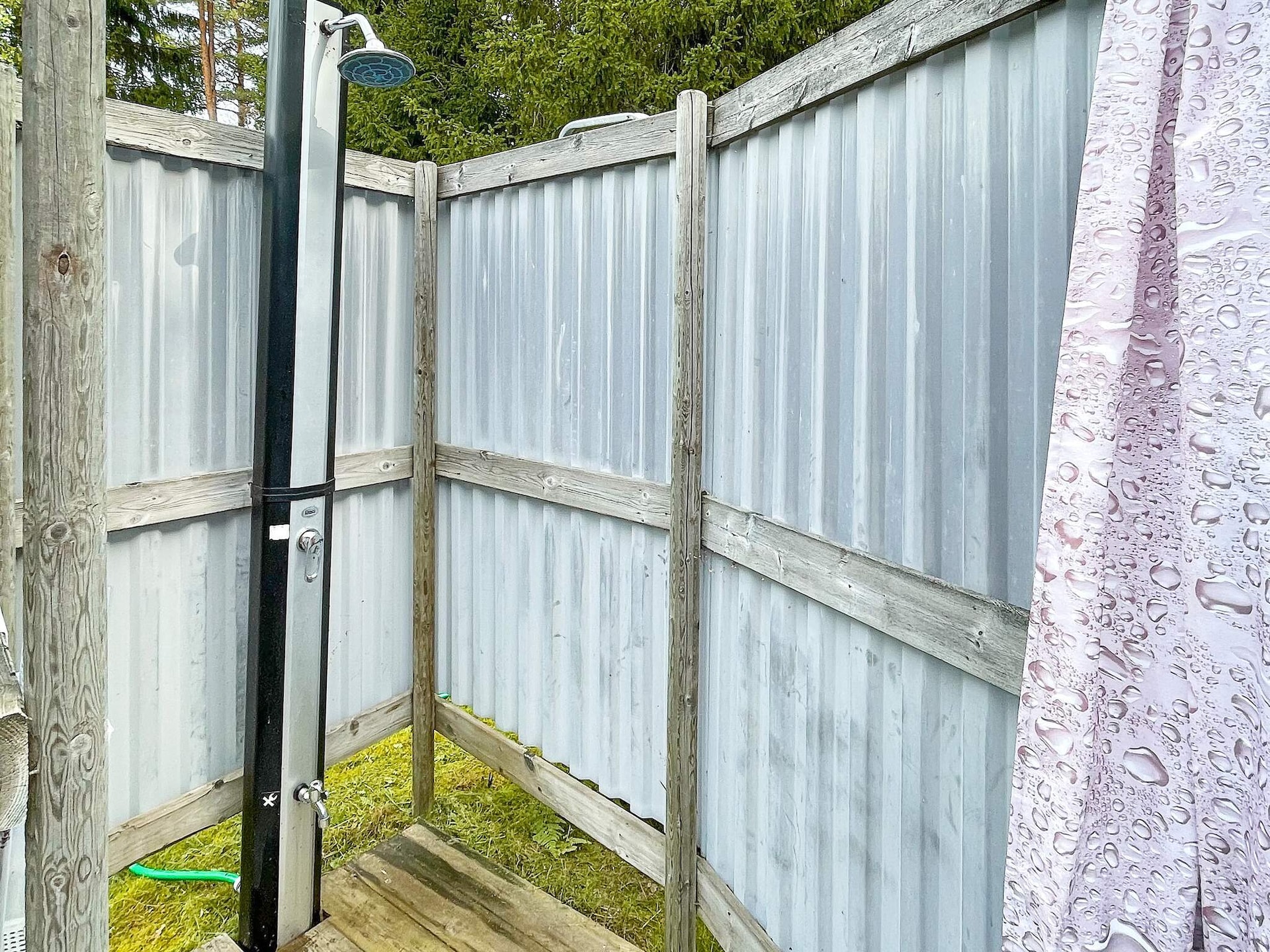 Rustiek blokhut nabij golfbaan en meer bij Rimbo - foto 9
