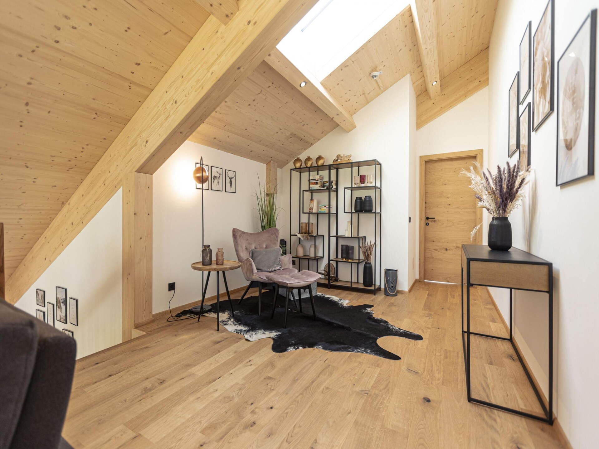 Luxe 6-persoons appartement met sauna en buitenbad direct aan de piste - foto 11