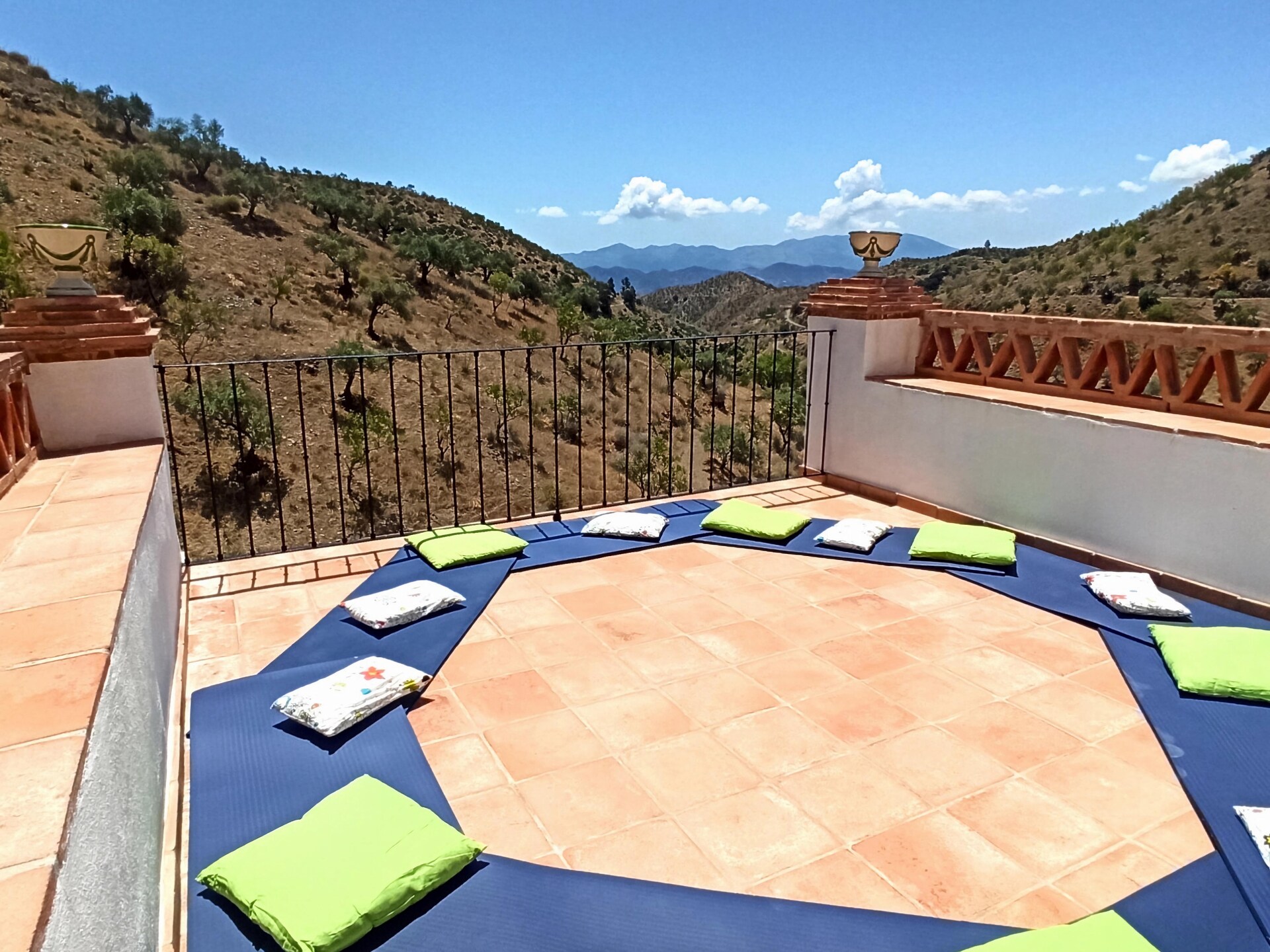 Authentiek landhuis voor 16 personen met panoramisch uitzicht in Málaga - foto 1
