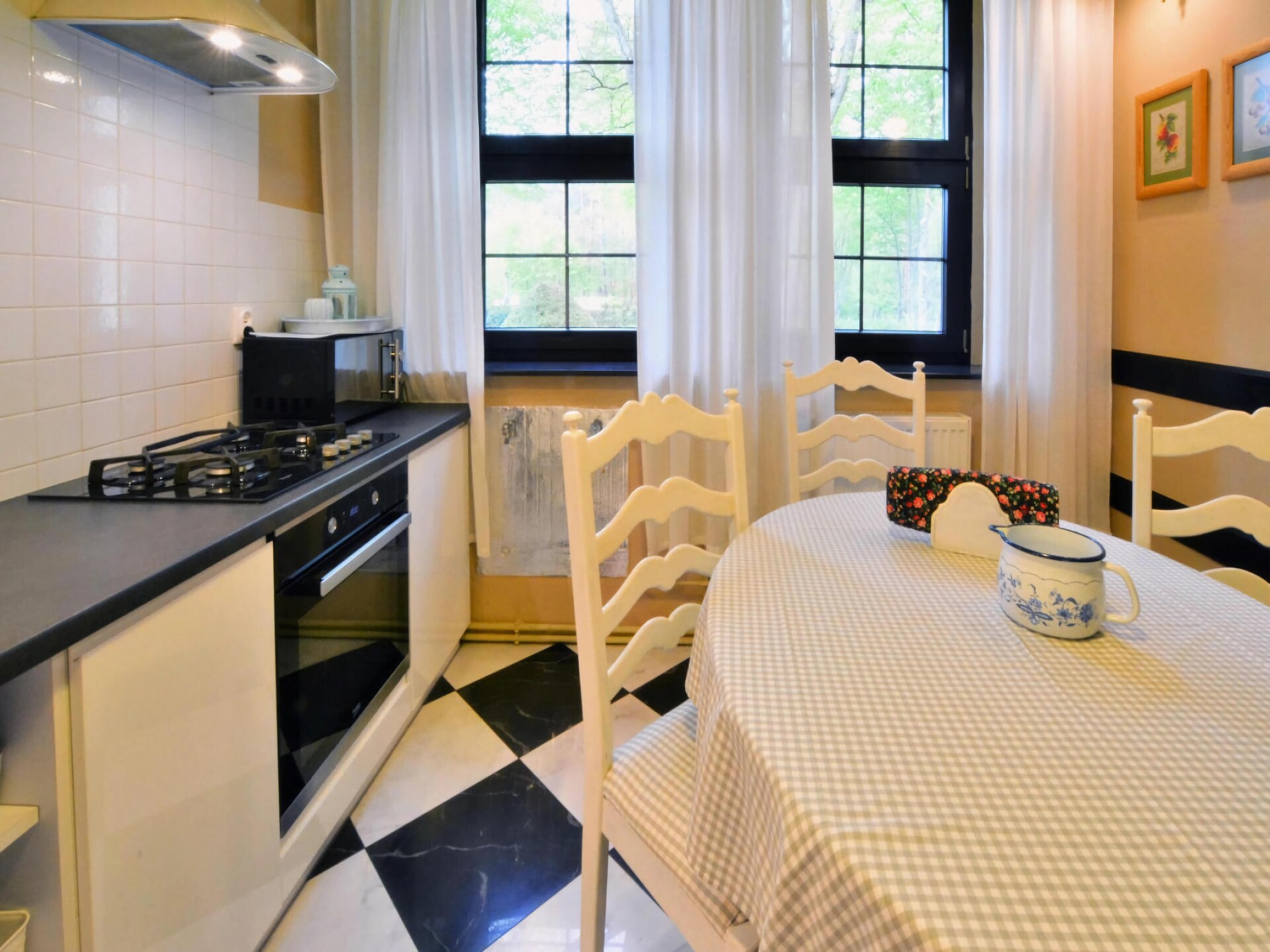 Ruime 10-persoons villa van 182 m² in de bossen bij Polanów - foto 12