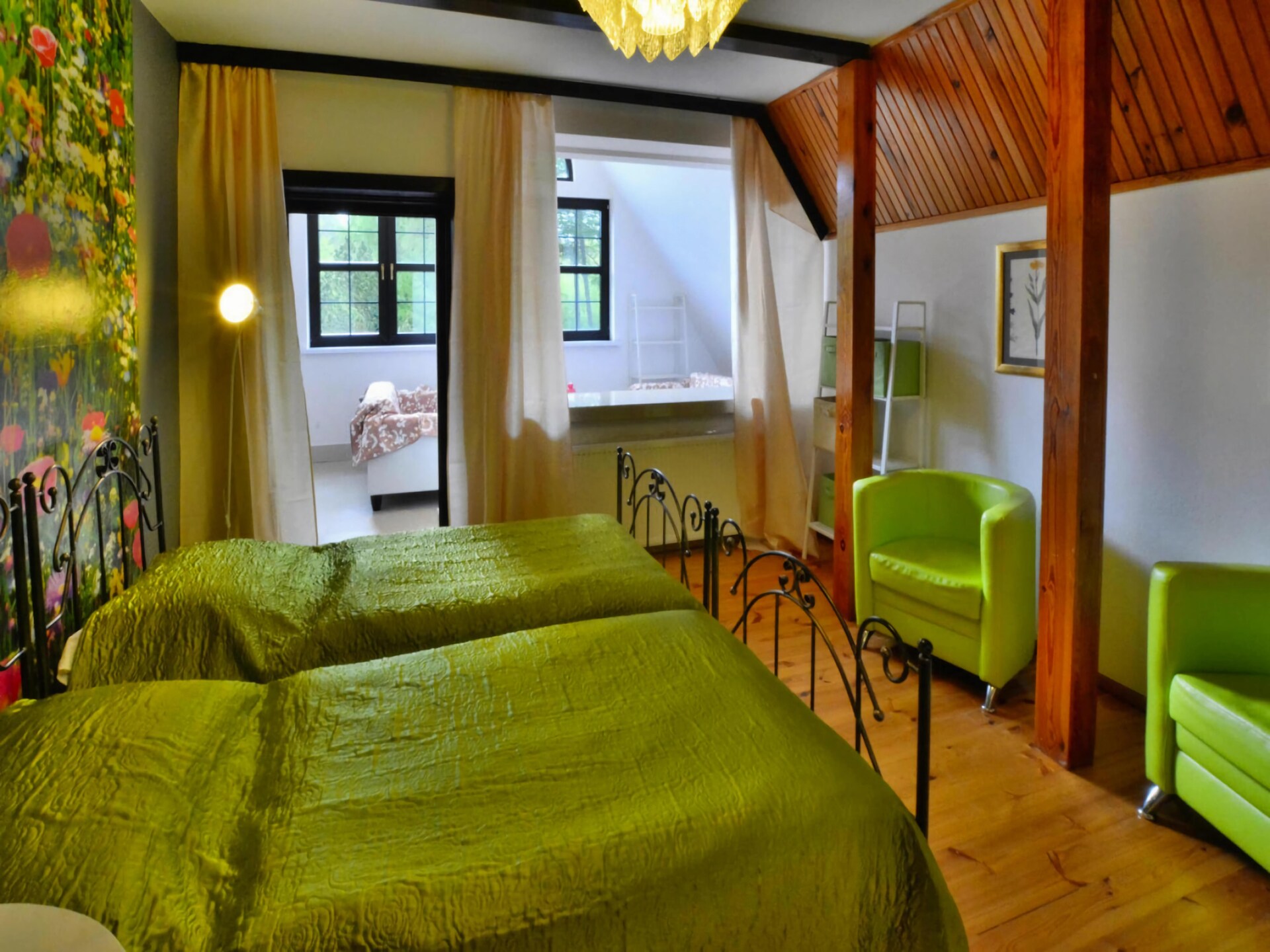 Ruime 10-persoons villa van 182 m² in de bossen bij Polanów - foto 14