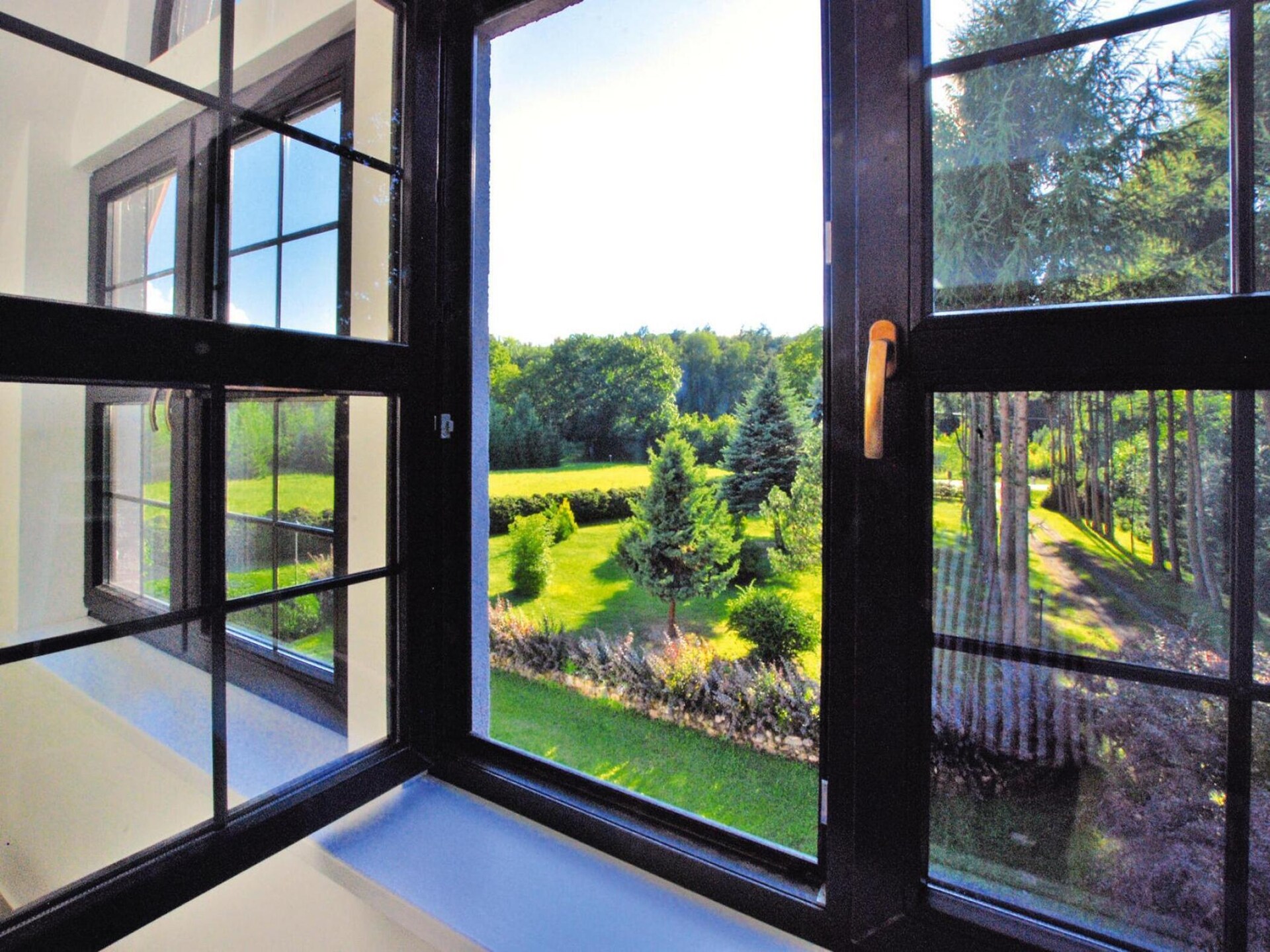Ruime 10-persoons villa van 182 m² in de bossen bij Polanów - foto 24