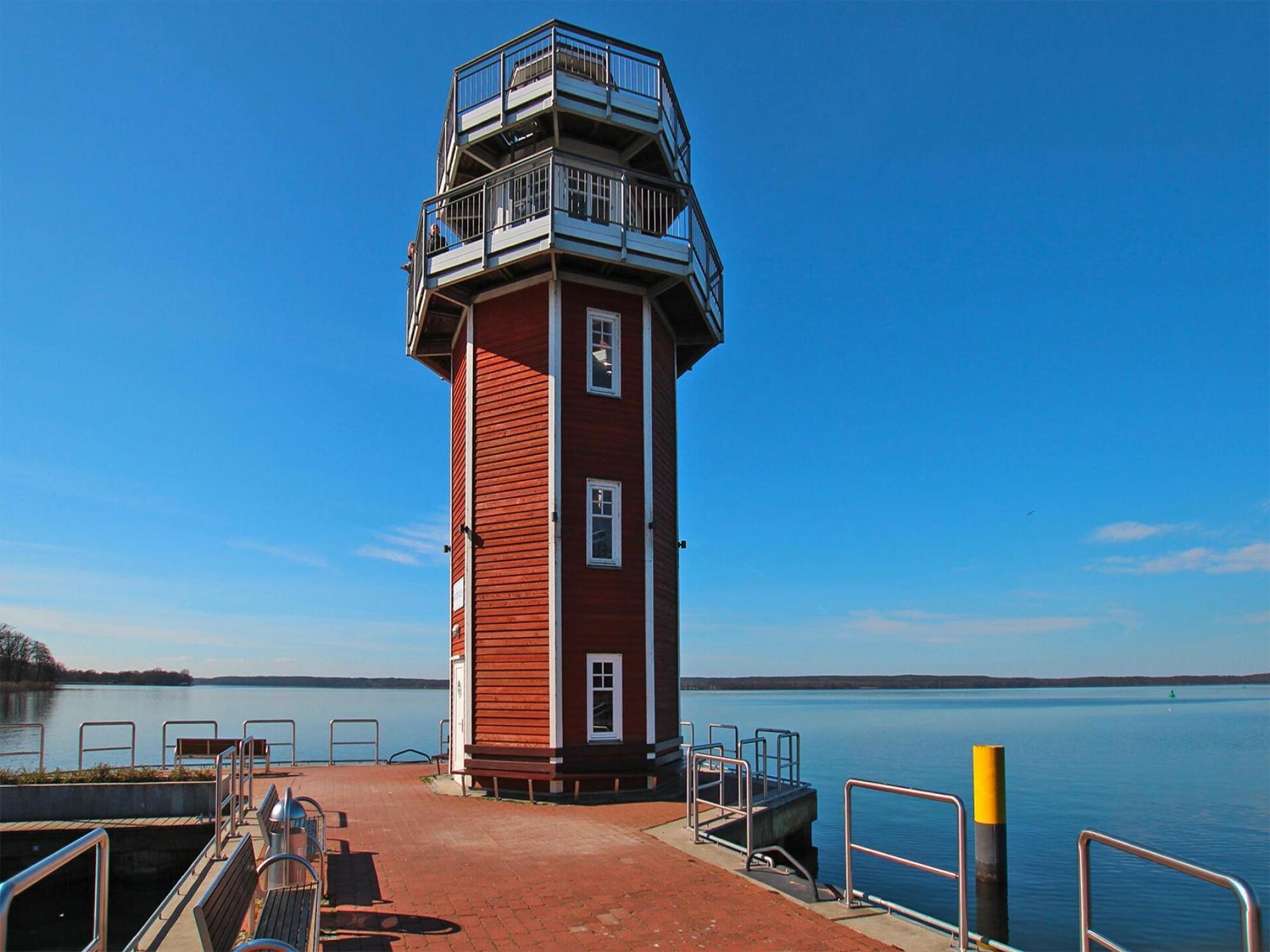 Hafenflair: Modern appartement direct aan de jachthaven van Plau am See - foto 9