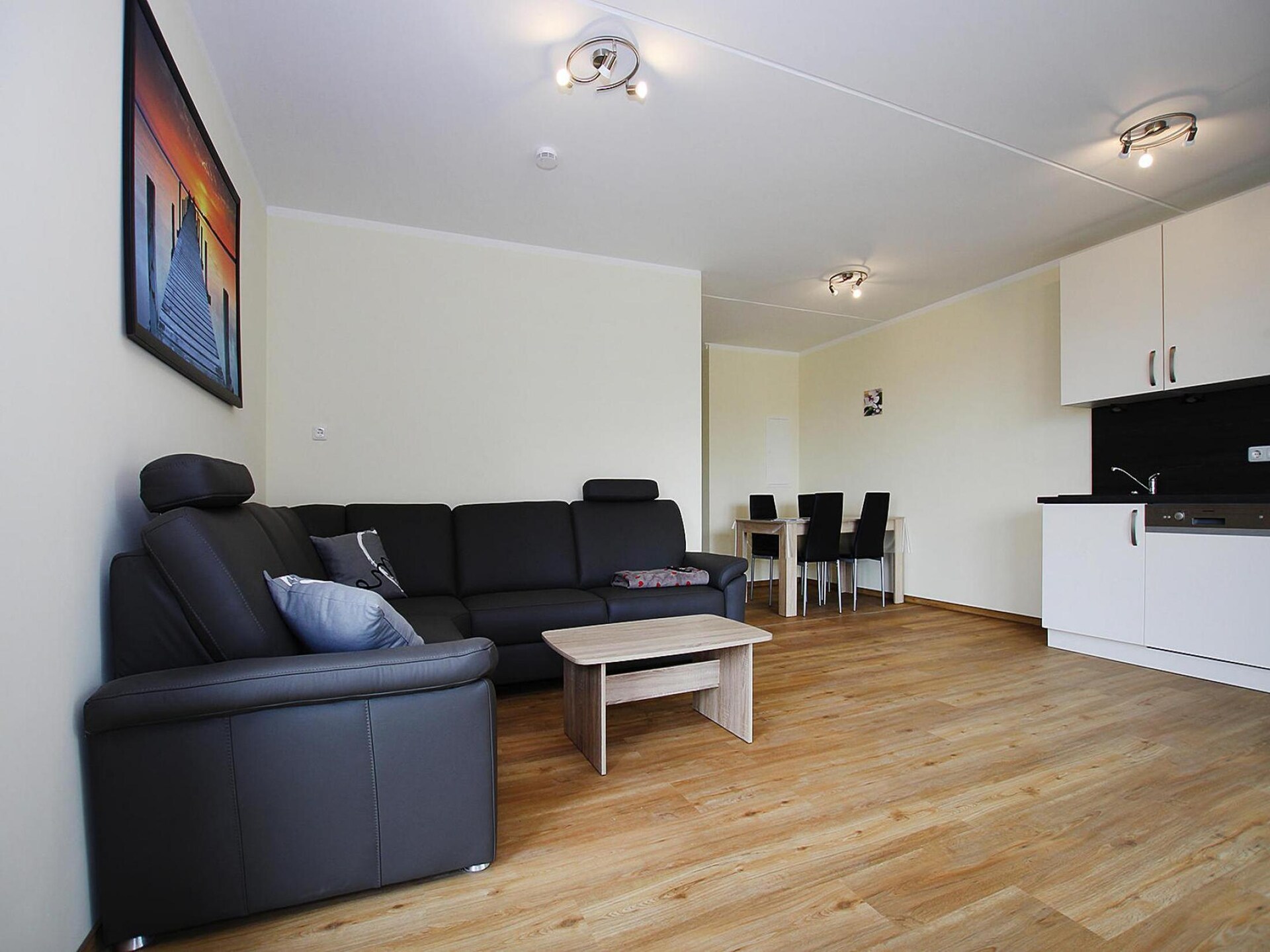 Hafenflair: Modern appartement direct aan de jachthaven van Plau am See - foto 2