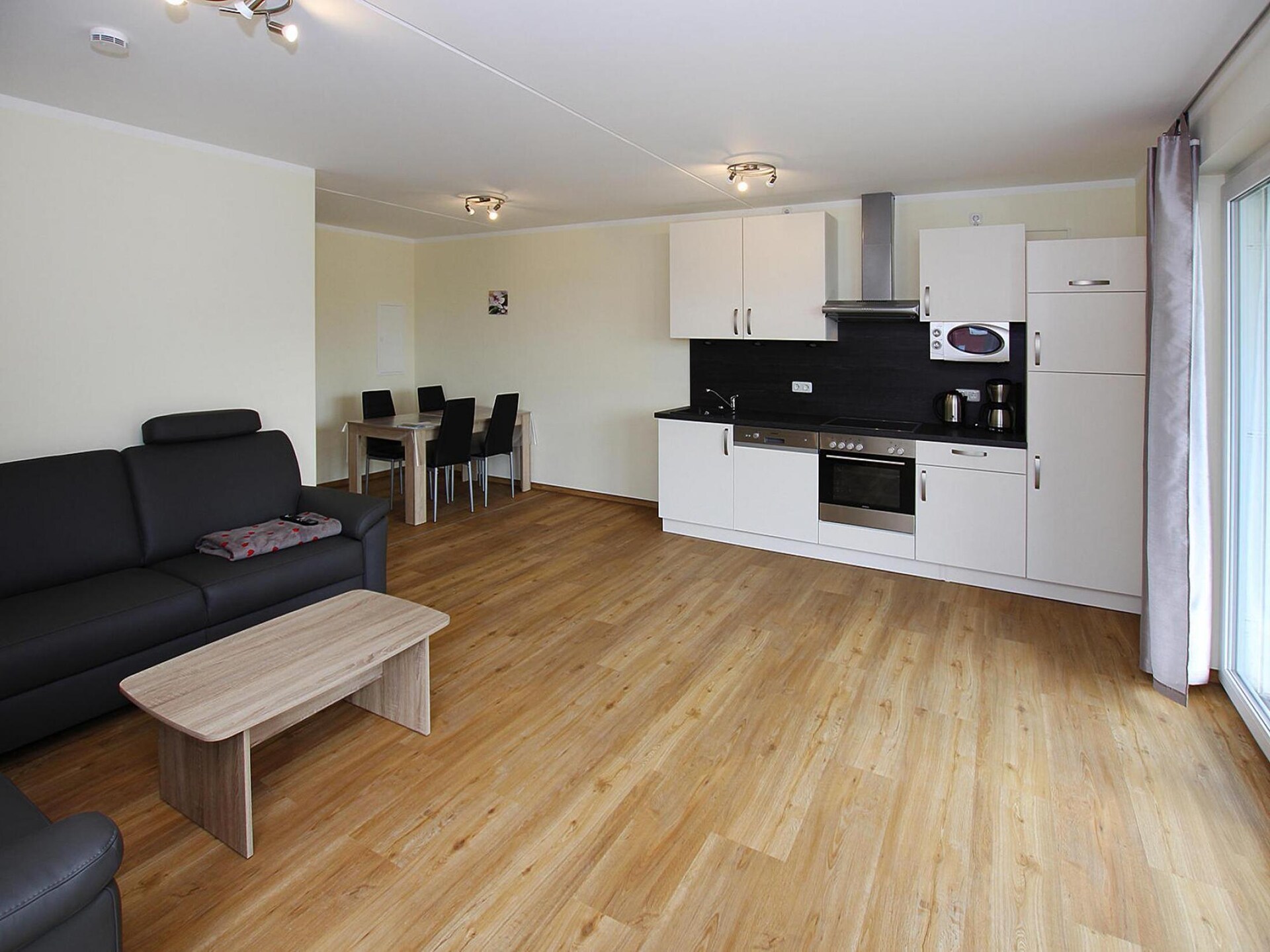 Hafenflair: Modern appartement direct aan de jachthaven van Plau am See - foto 6