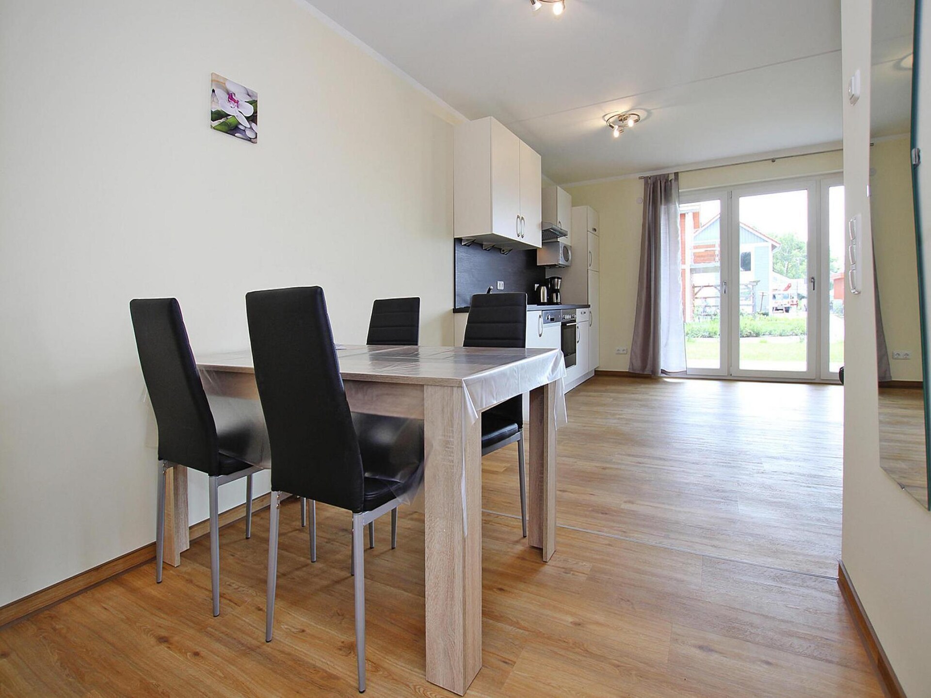 Hafenflair: Modern appartement direct aan de jachthaven van Plau am See - foto 3
