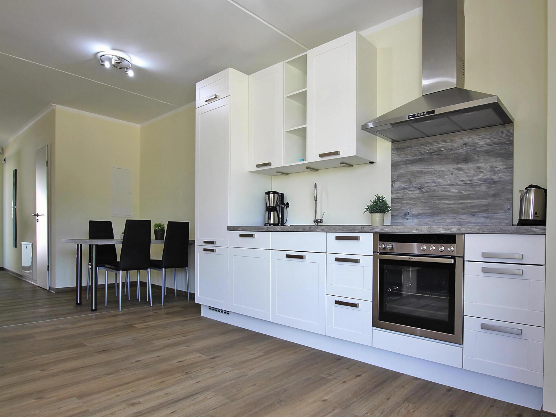 Op 800m van centrum: modern appartement aan het meer in Plau am See - foto 5