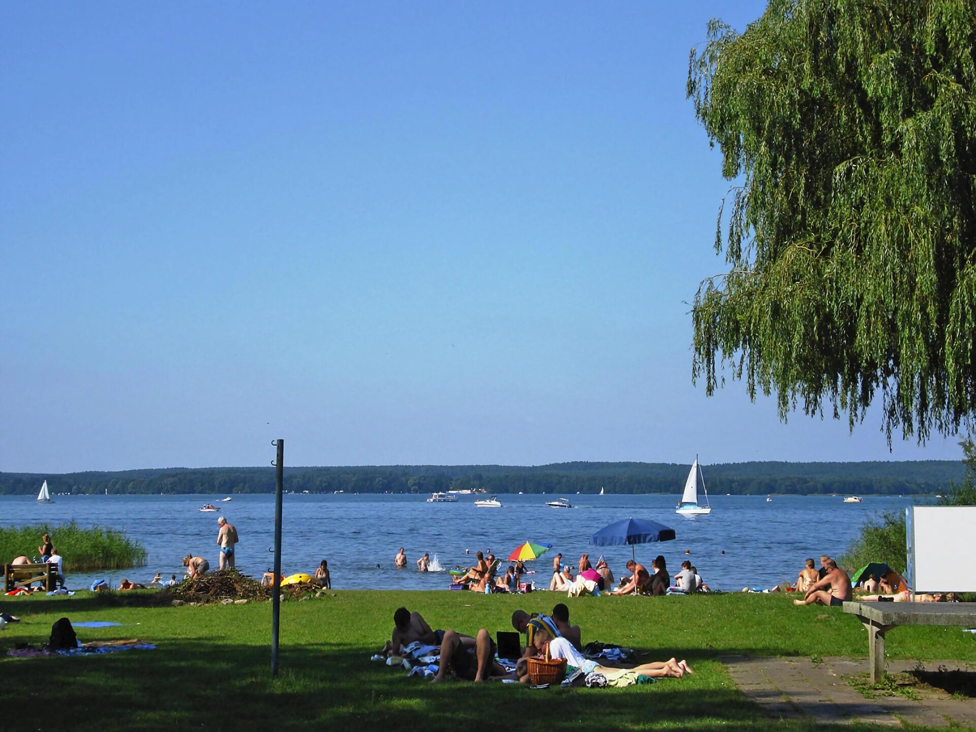 Op 800m van centrum: modern appartement aan het meer in Plau am See - foto 14