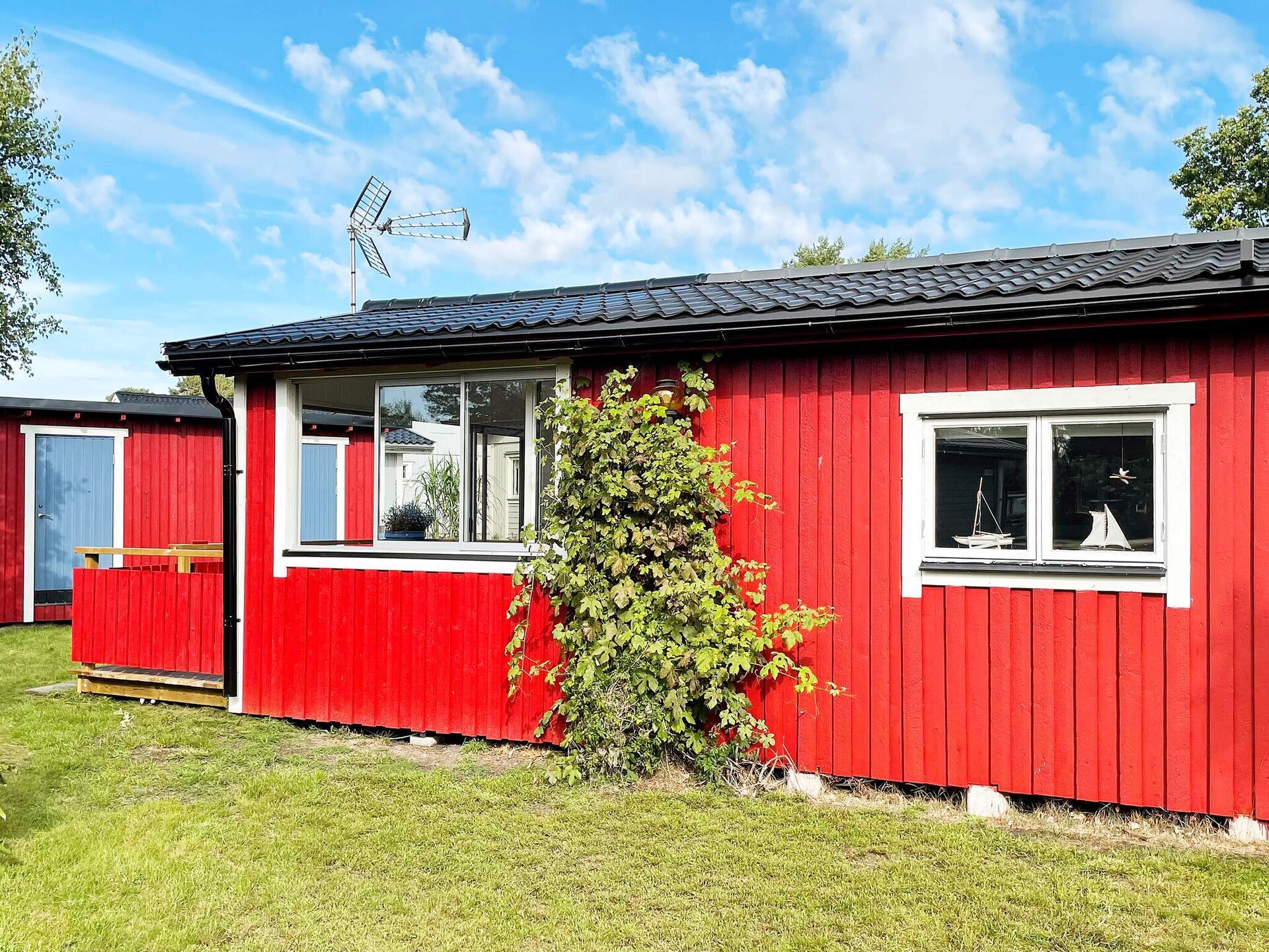 Zonovergoten vakantiehuis bij het strand van Sandviken, Sölvesborg - foto 8