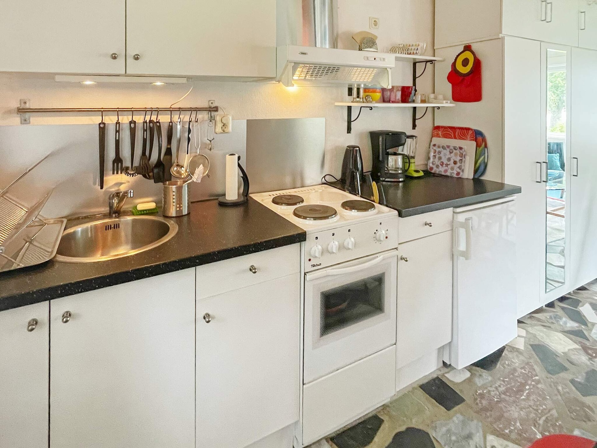 Knus Zweeds vakantiehuis met sauna, 50 meter van het meer - foto 26