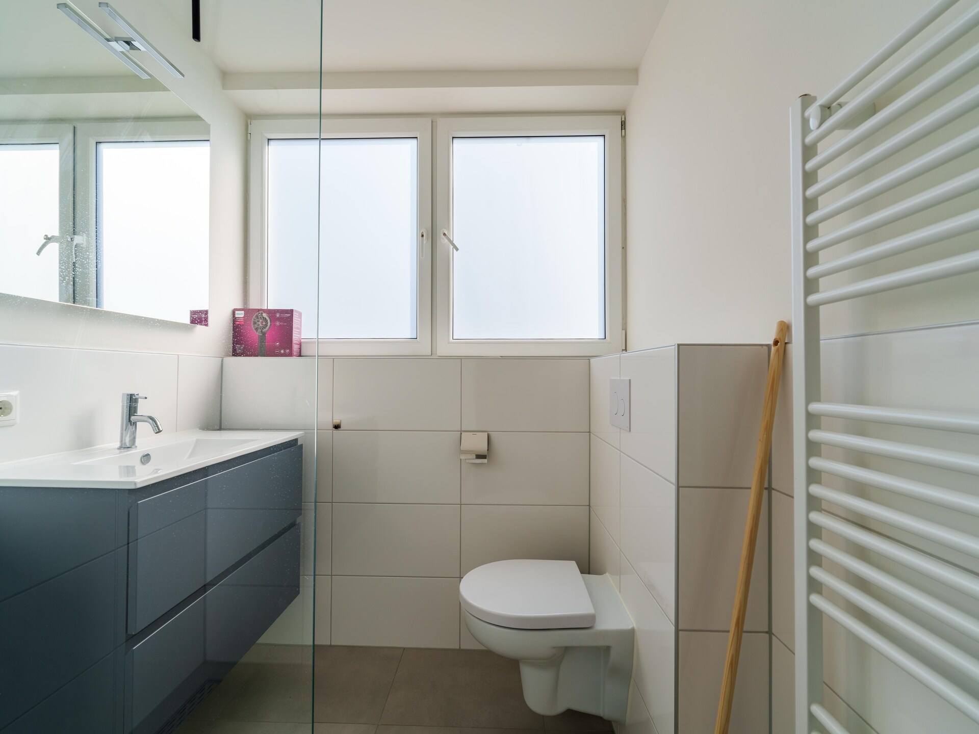 Vrijstaand vakantiehuis met sauna aan het meer in Simonshaven - foto 17