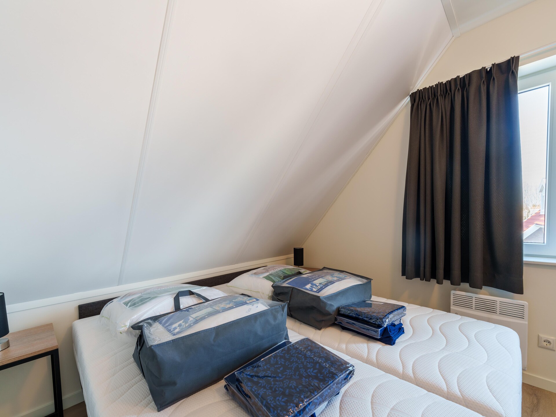 Vrijstaand vakantiehuis met sauna aan het meer in Simonshaven - foto 8