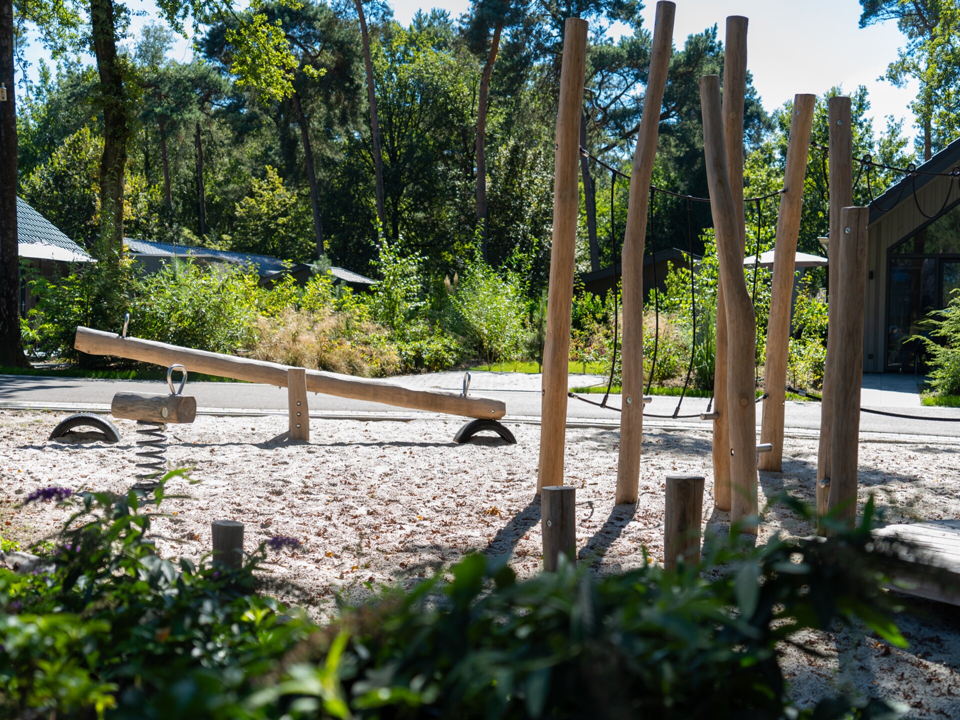 Ecovilla aan vijver op Vakantiepark Latour, honden welkom - foto 23