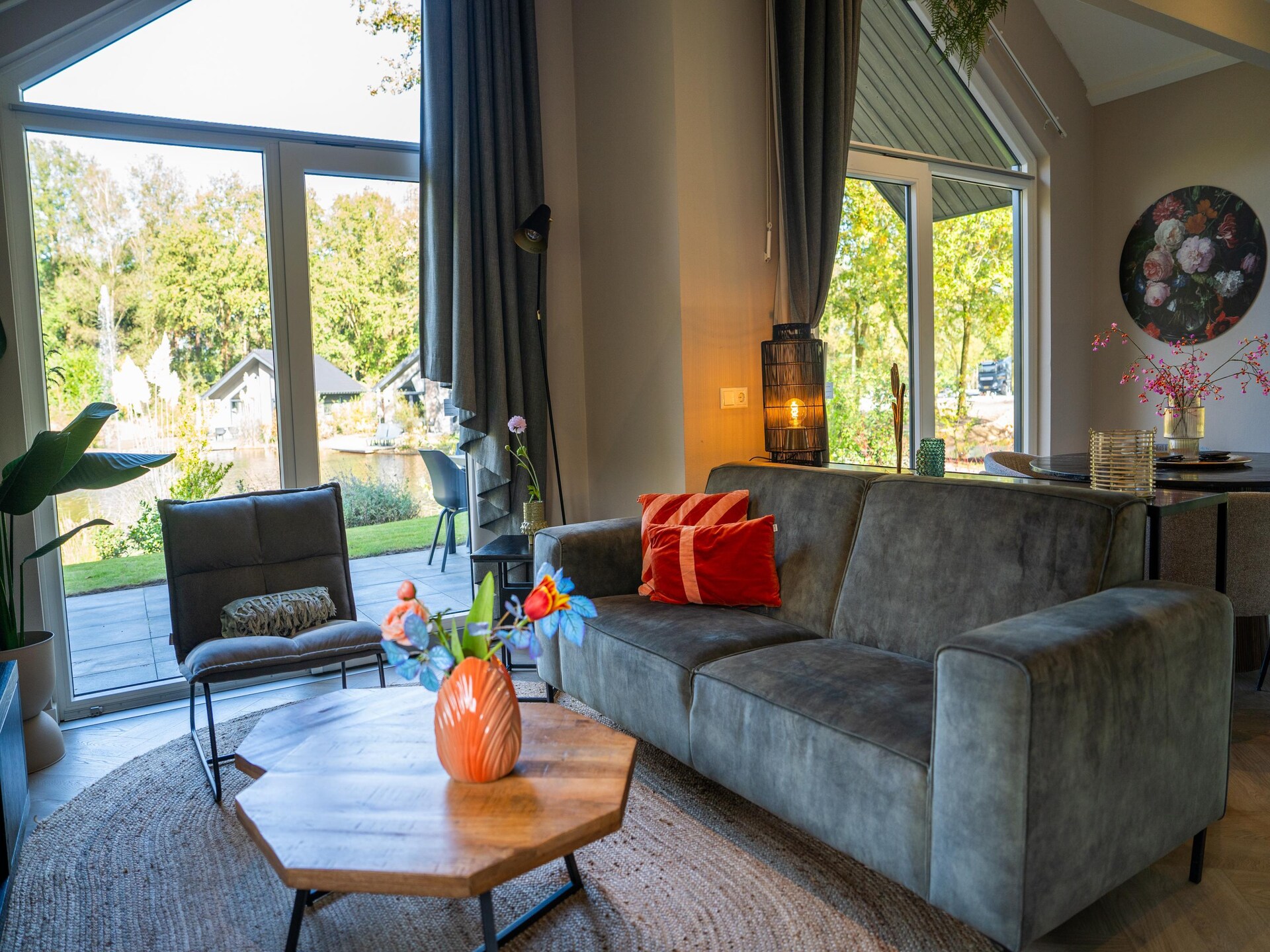 Ecovilla aan vijver op Vakantiepark Latour, honden welkom - foto 2
