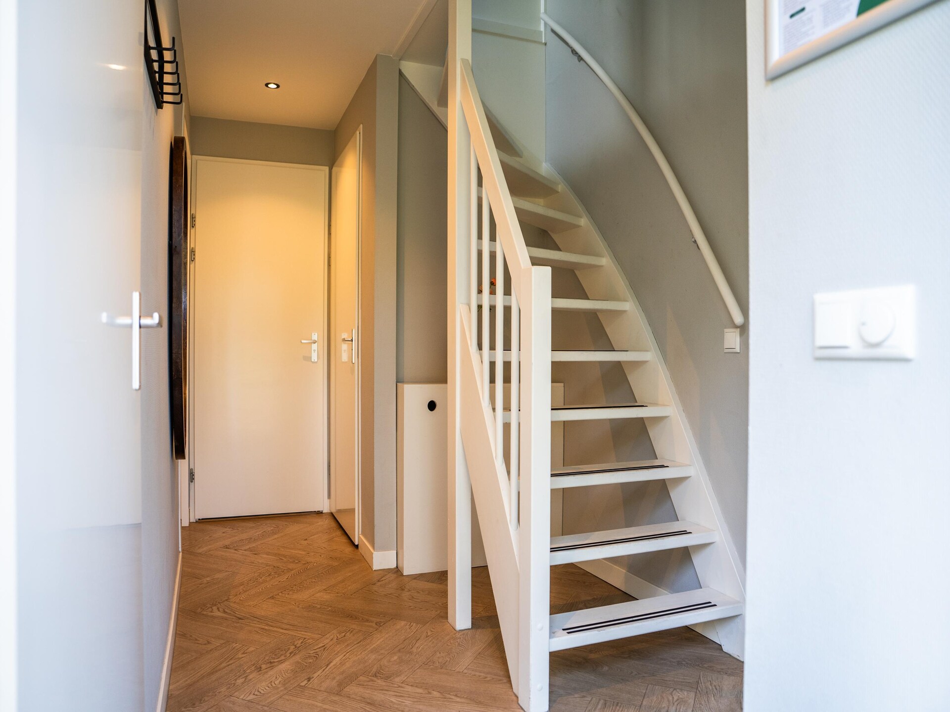 Ecovilla aan vijver op Vakantiepark Latour, honden welkom - foto 14