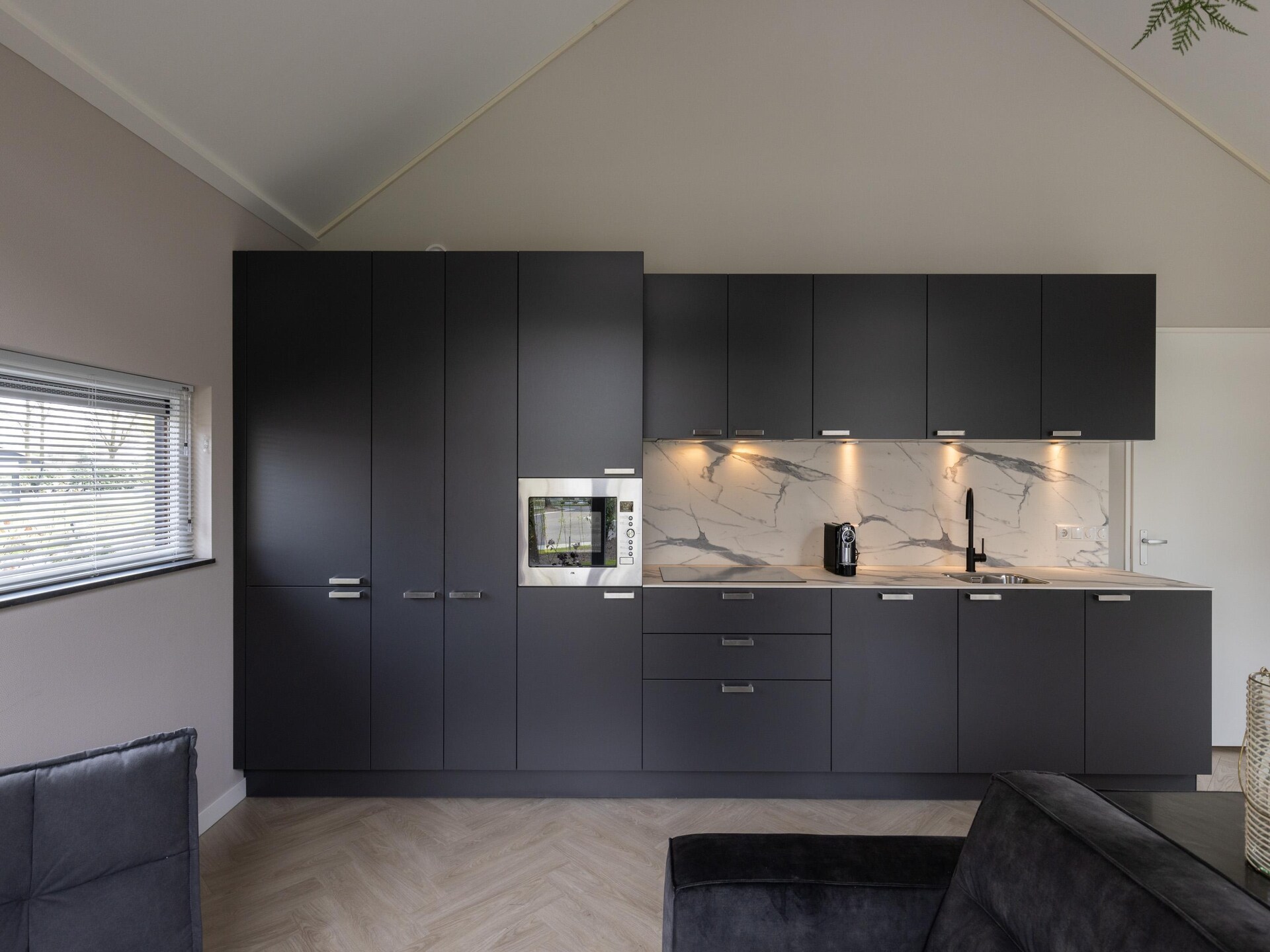 Luxe ecovilla aan het water in Oirschot met buitensauna - foto 3