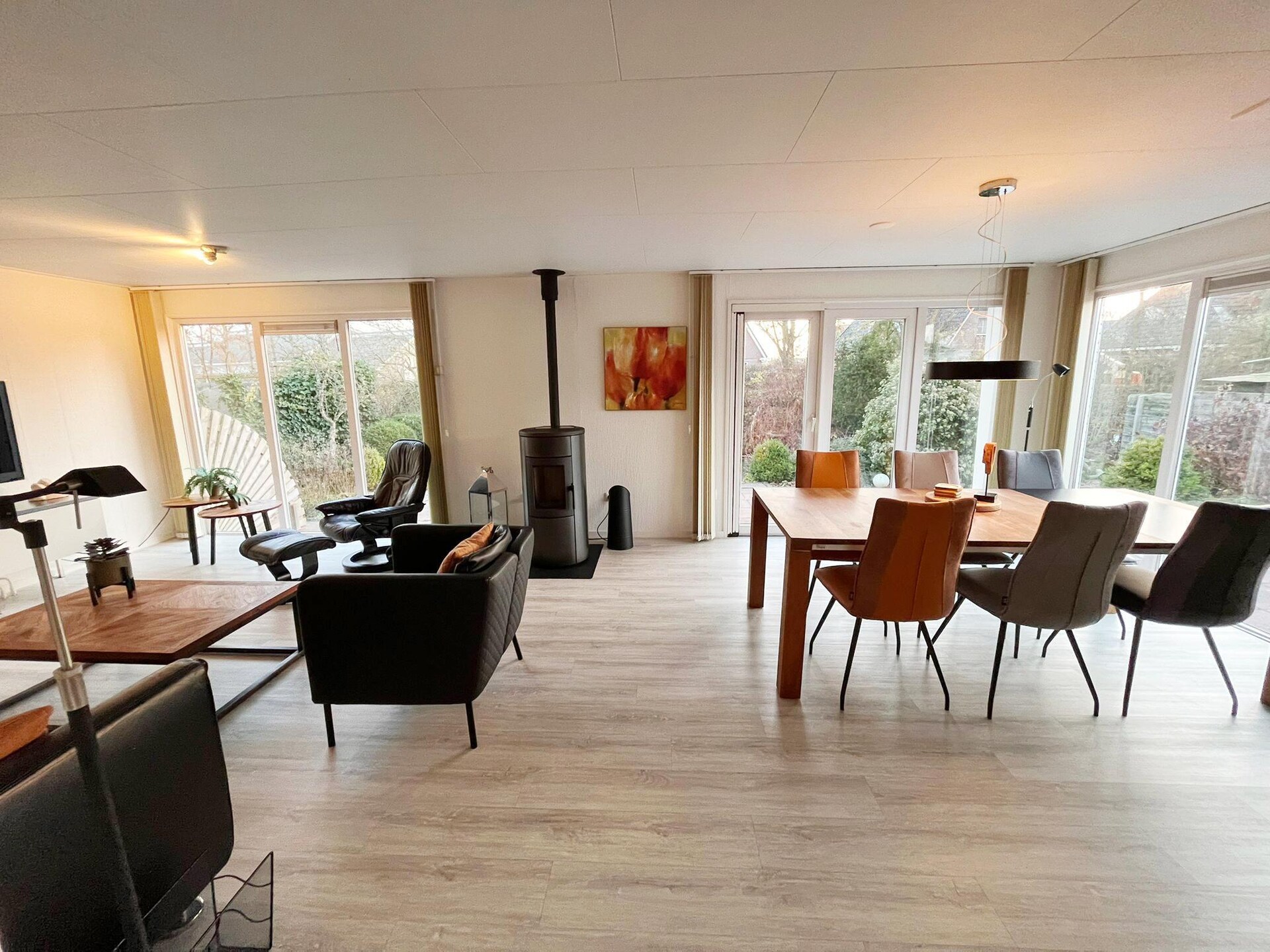 Vrijstaande bungalow bij strand en IJsselmeer in Makkum, Friesland - foto 6