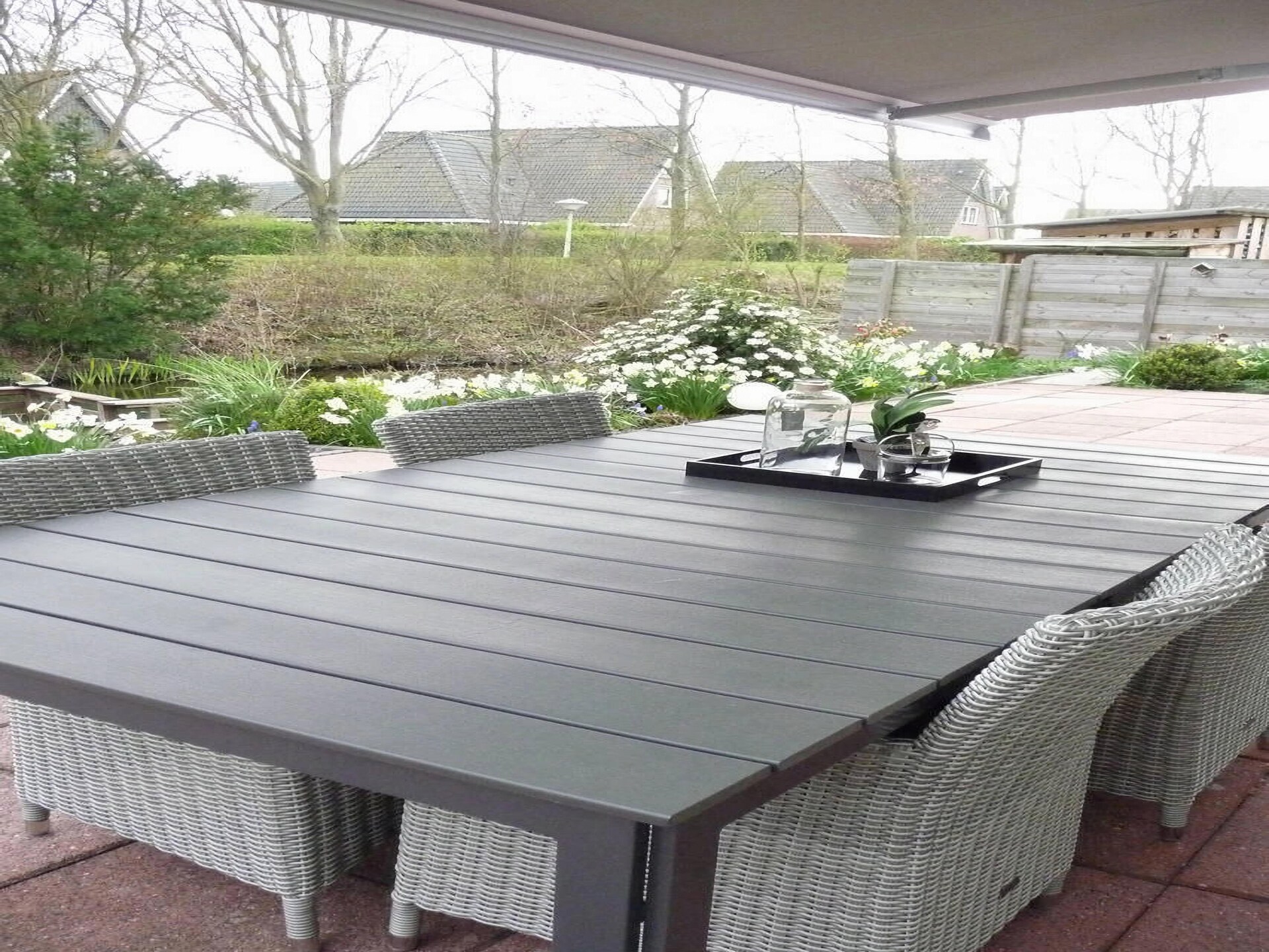 Vrijstaande bungalow bij strand en IJsselmeer in Makkum, Friesland - foto 21