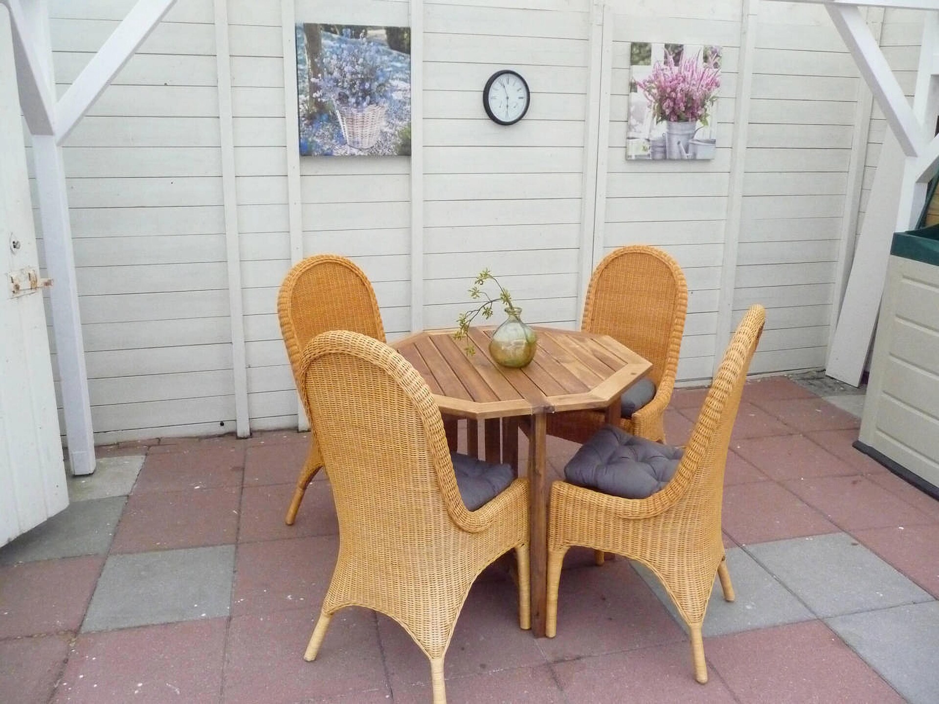 Vrijstaande bungalow bij strand en IJsselmeer in Makkum, Friesland - foto 4