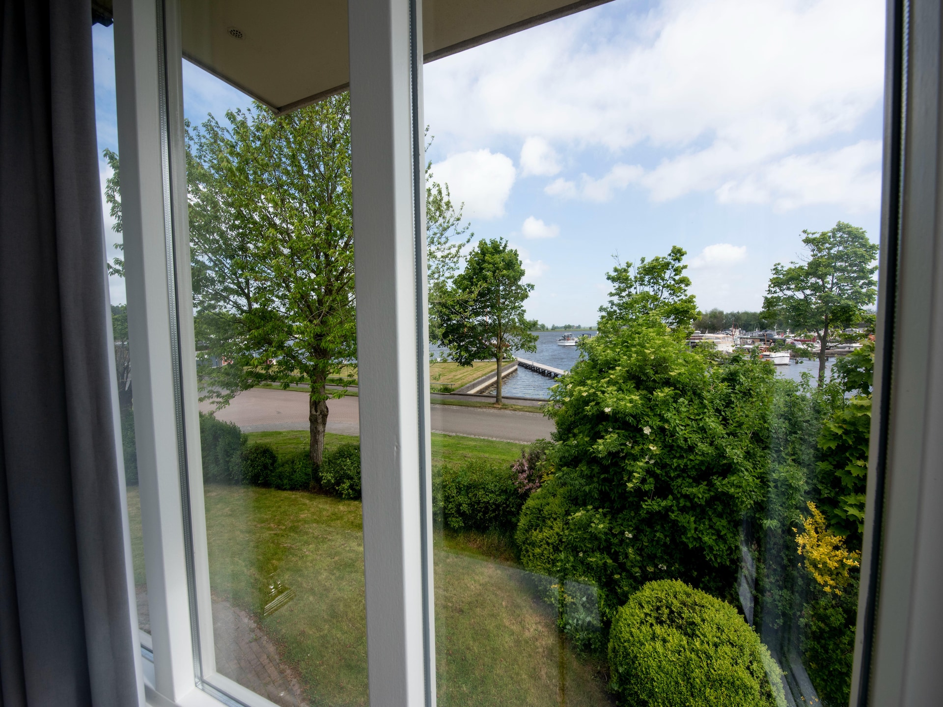 Villa aan het Sneekermeer in Terherne voor 8 personen met eigen steiger - foto 26
