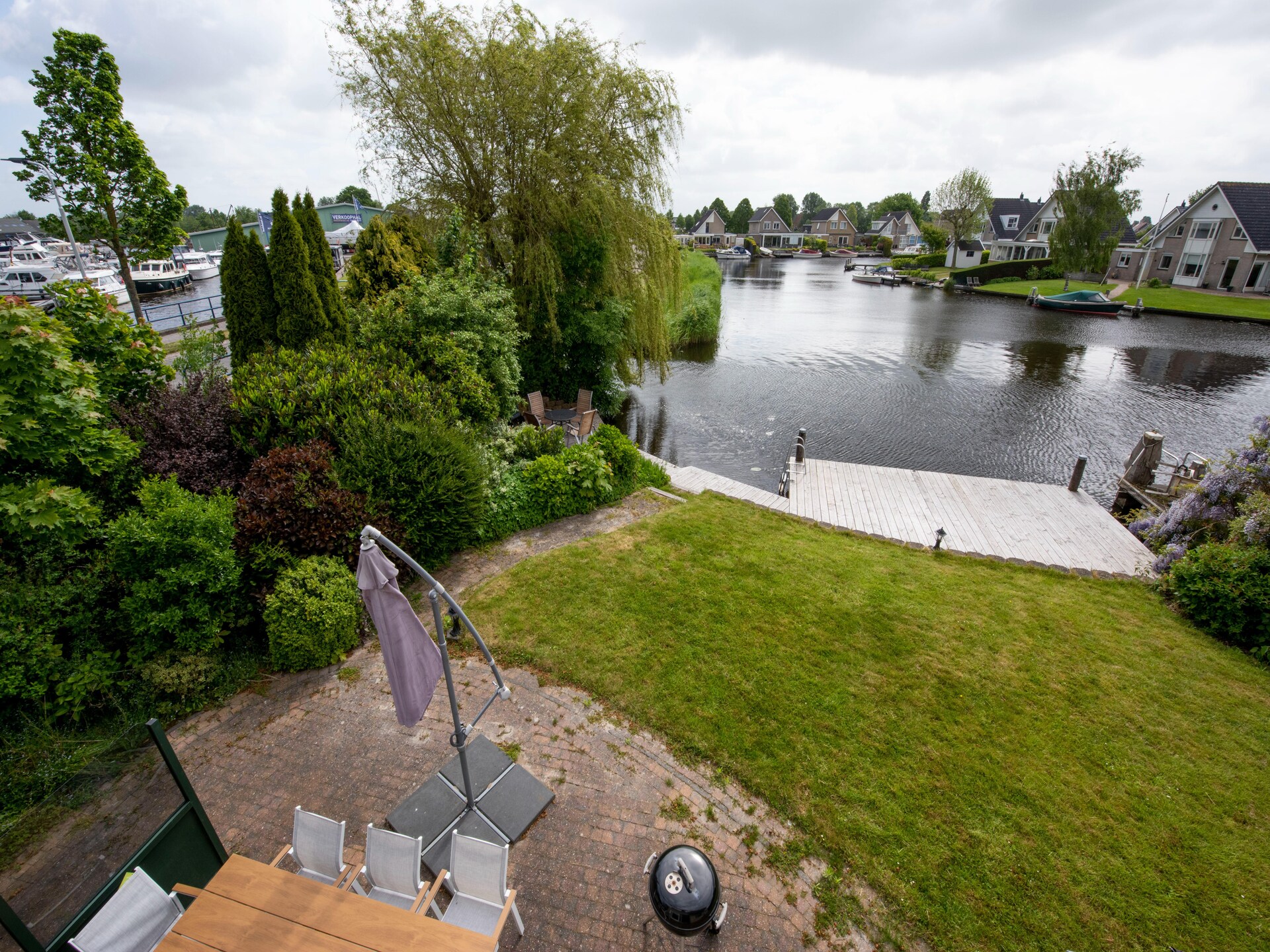 Villa aan het Sneekermeer in Terherne voor 8 personen met eigen steiger - foto 10