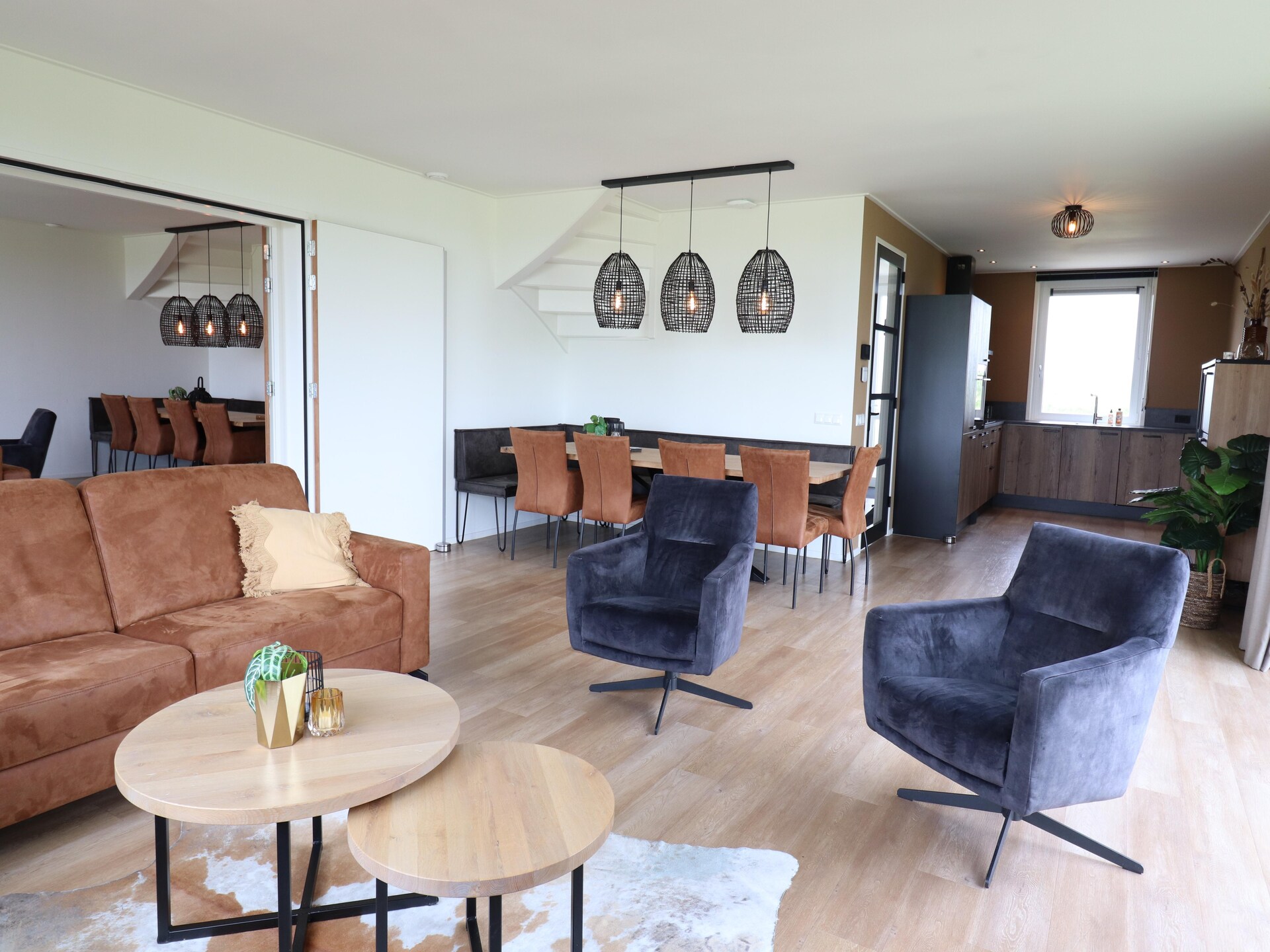 Moderne 20-persoonsvilla aan open vaarwater in hart van Friesland - foto 6
