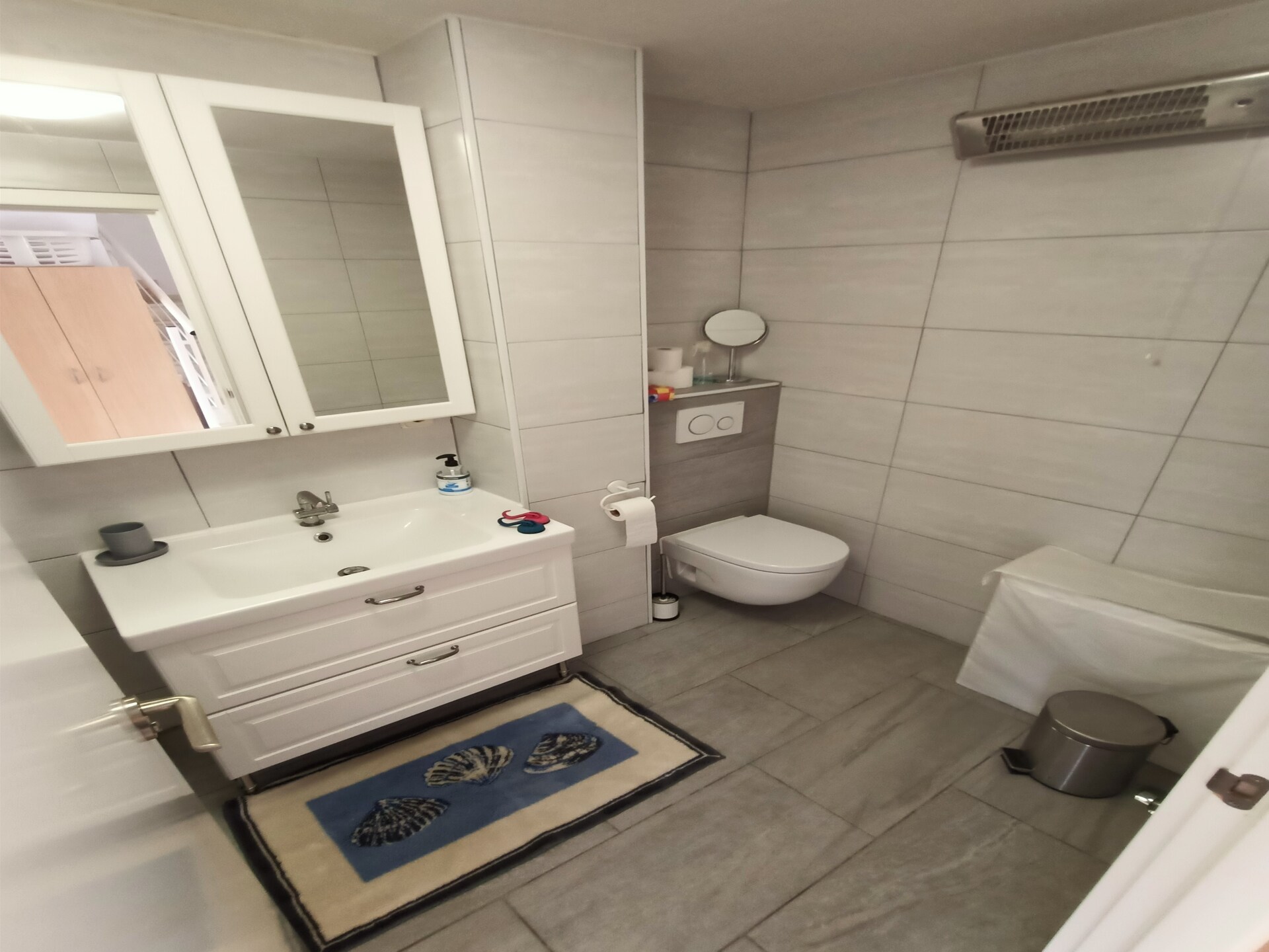 Ruime bungalow in Relleu met zwembad, 28km van strand - foto 12