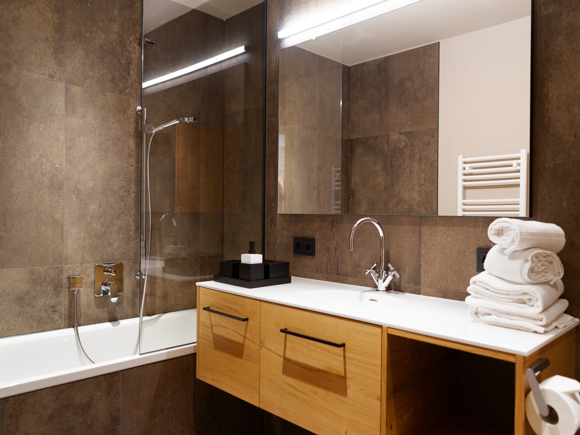 Modern Alpenappartement voor 6 op zonnig hoogplateau bij Ski Arlberg - foto 24
