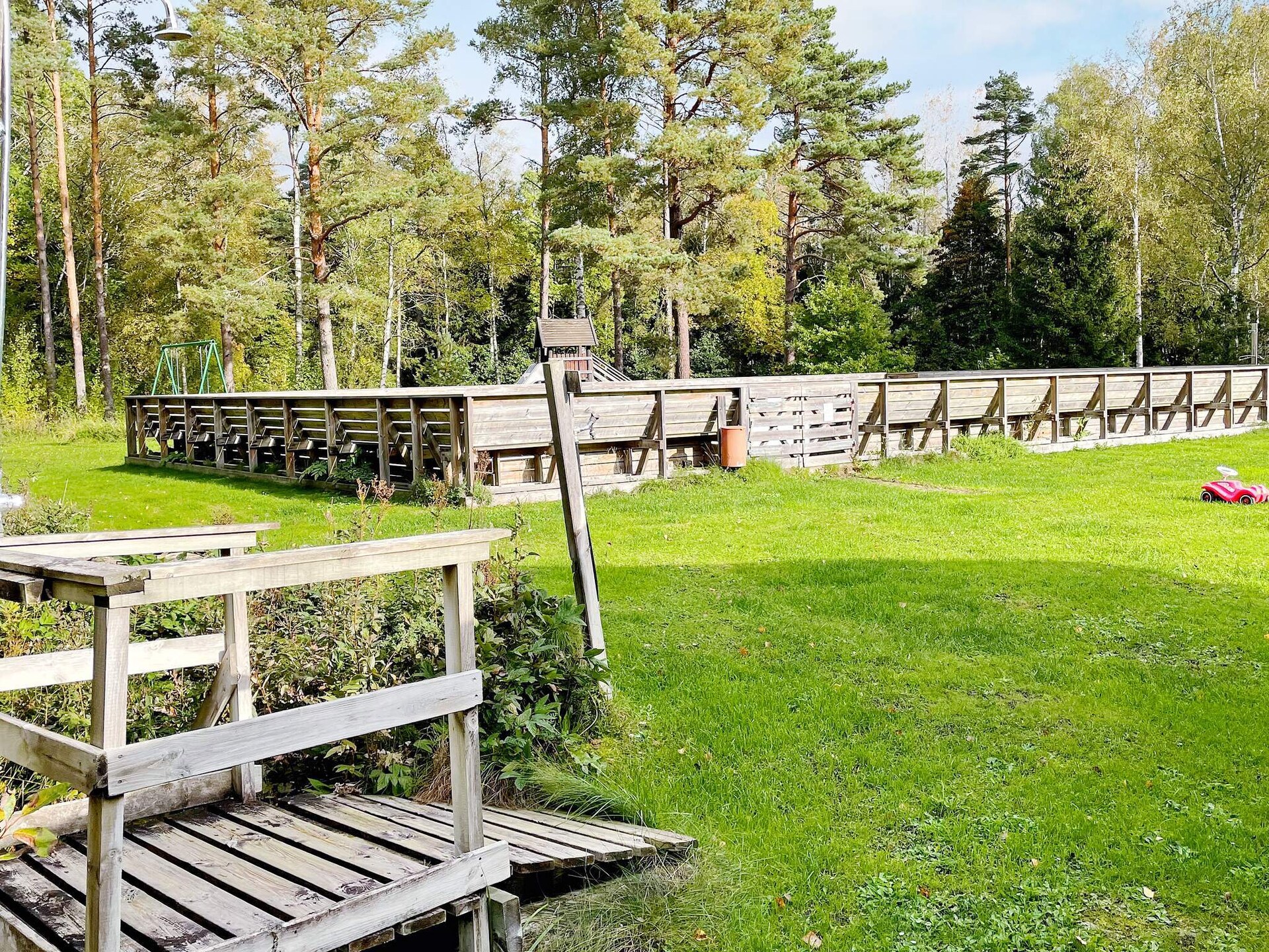 Traditioneel Zweeds vakantiehuis bij de kust van Väddö met gedeeld zwembad - foto 23