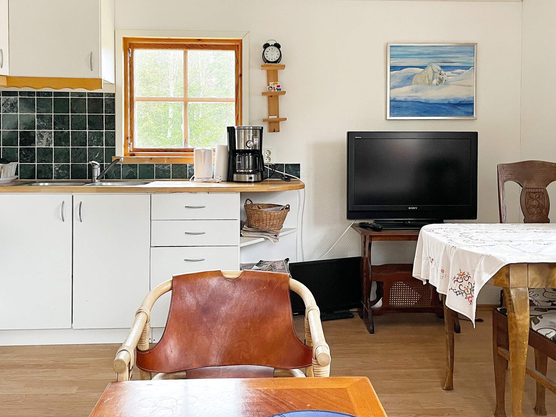 Traditioneel Zweeds vakantiehuis bij de kust van Väddö met gedeeld zwembad - foto 14