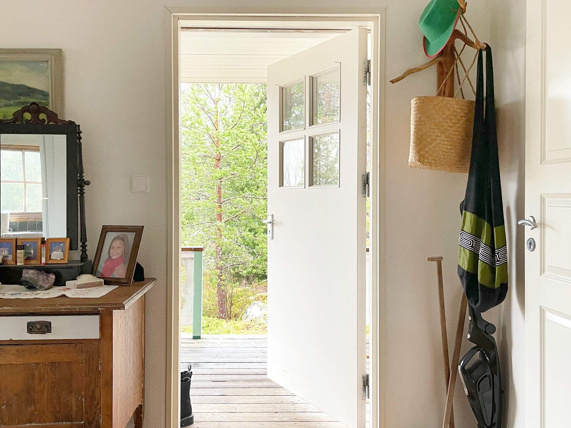 Traditioneel Zweeds vakantiehuis bij de kust van Väddö met gedeeld zwembad - foto 21