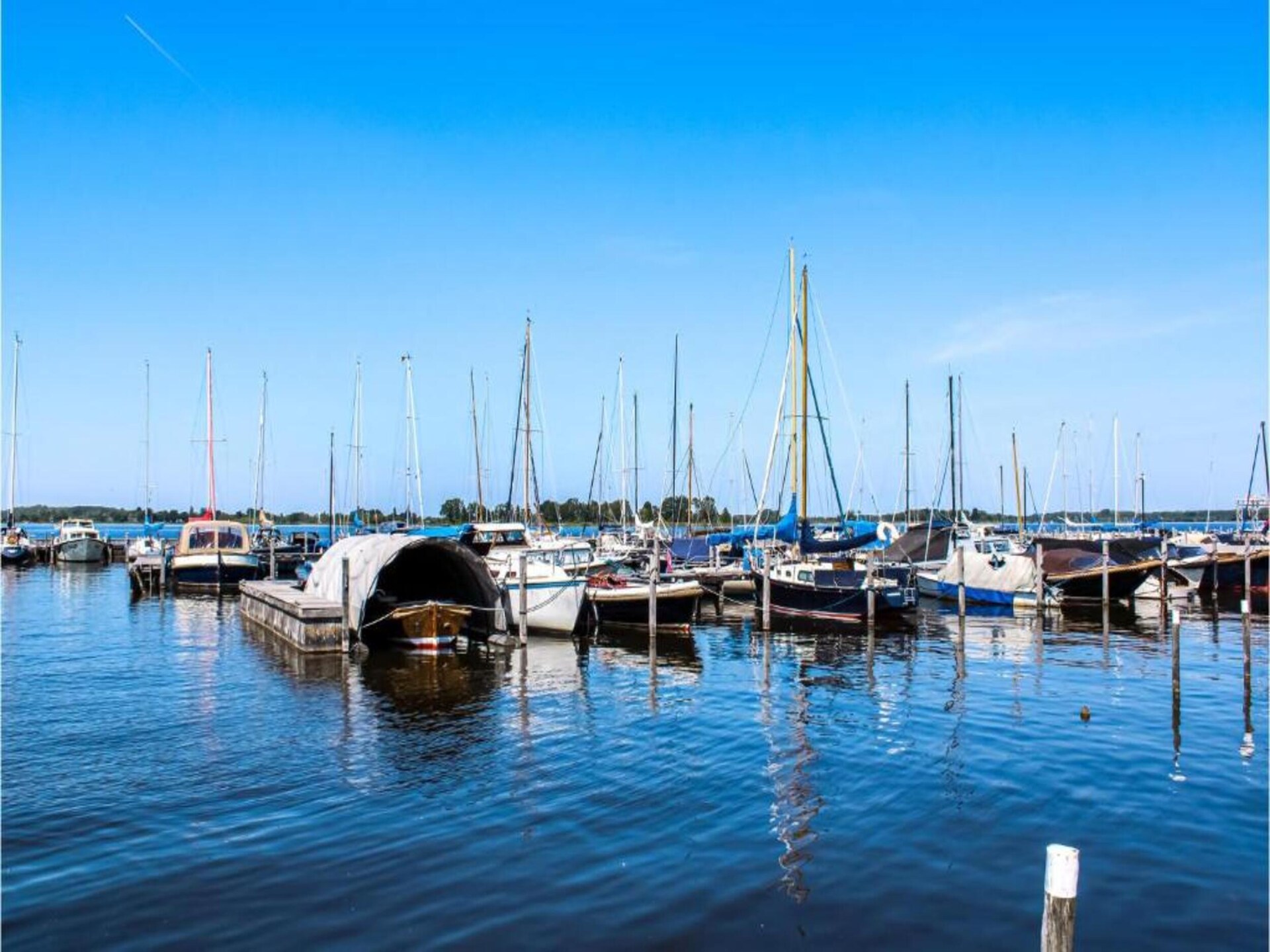 Vrijstaand vakantiehuis aan de Loosdrechtse Plassen voor 6 personen - foto 25