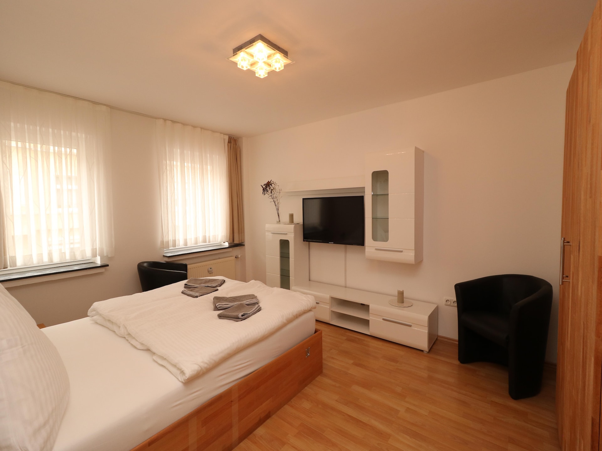 Modern appartement in Essen-City met terras en balkon - foto 9