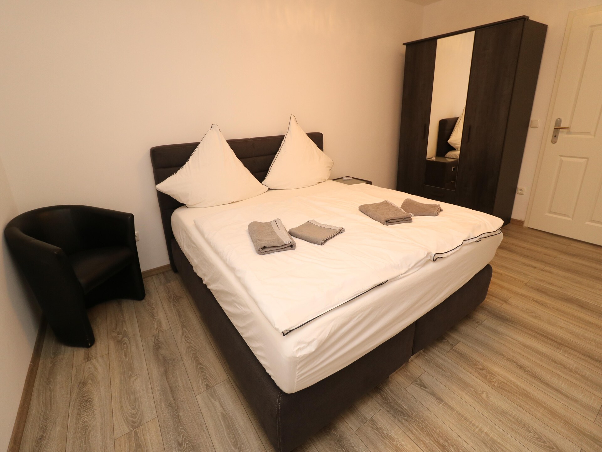 Stijlvol appartement in Essen Frohnhausen met terras en uitzicht - foto 24