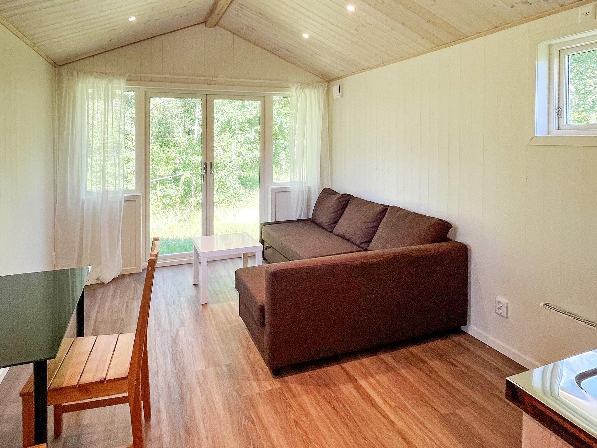 7-persoons vakantiehuis aan het meer in Rockneby - foto 24