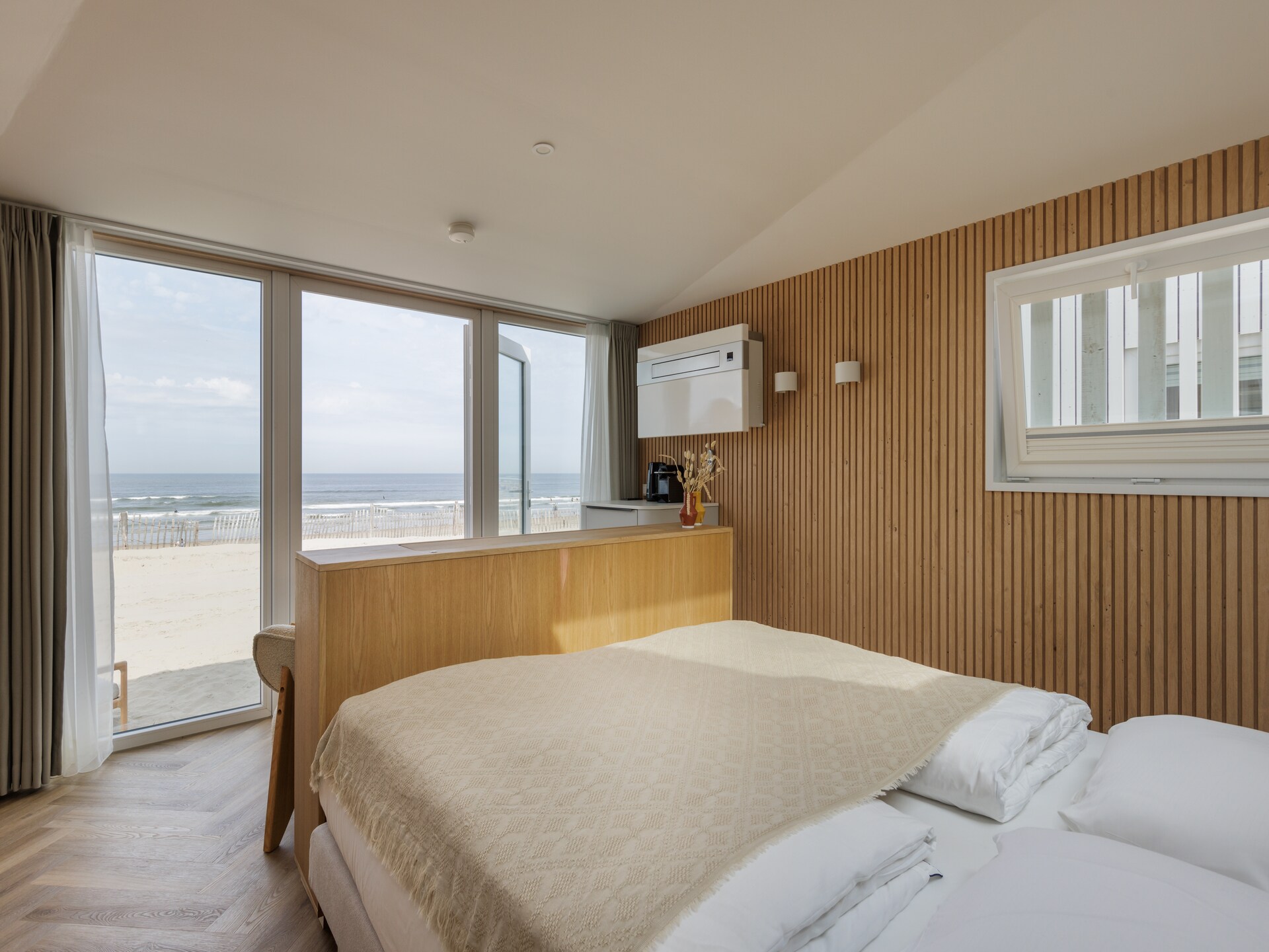 Beach Houses Zandvoort 1: Intiem strandhuisje op 10 meter van zee - foto 6