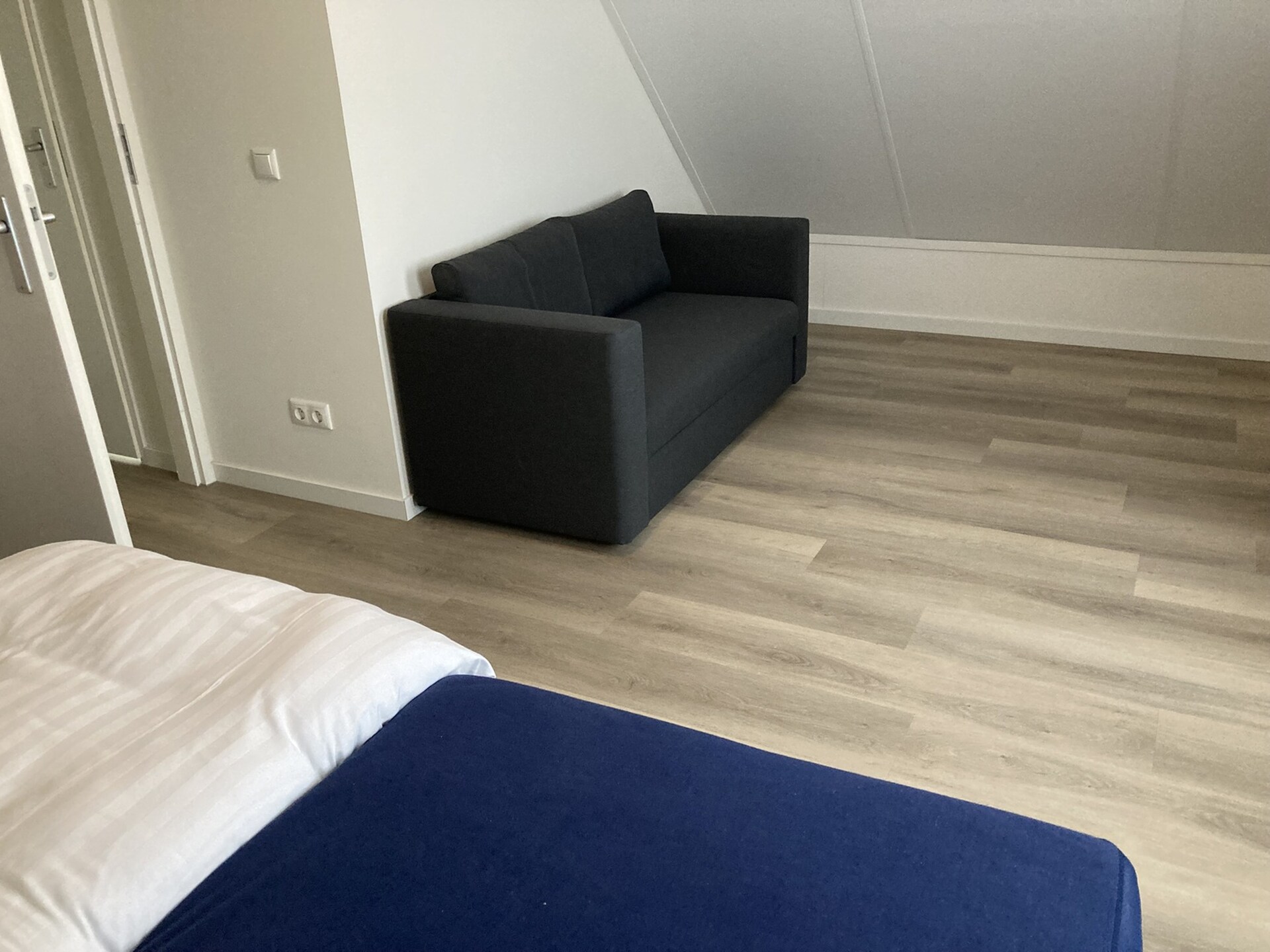 Strandloper 129: Luxe vakantiehuis aan het water met tuin, voor 5 personen - foto 35