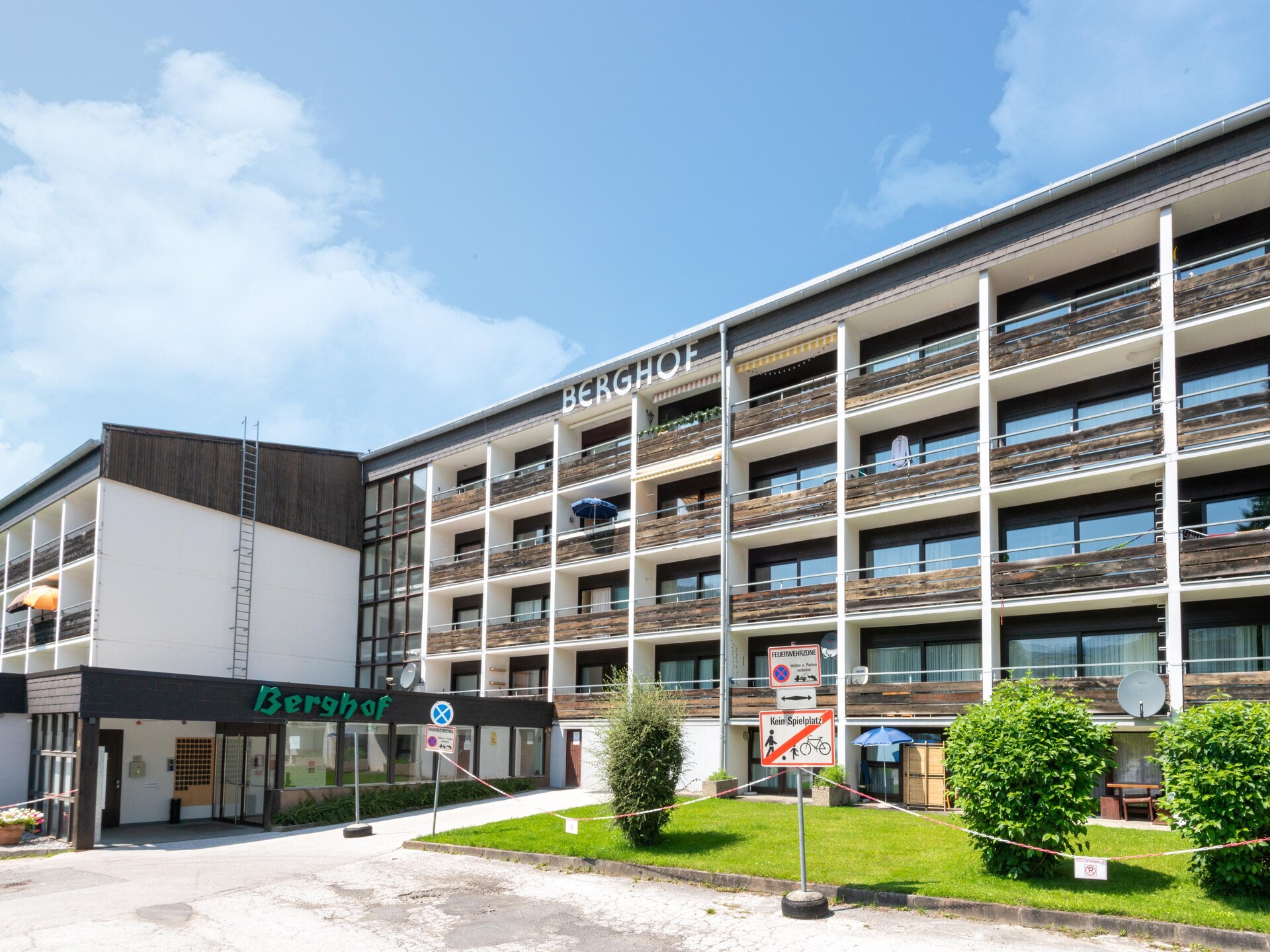 Appartement Berghof: Ski-in & Ski-out in Ellmau voor 8 personen - foto 1