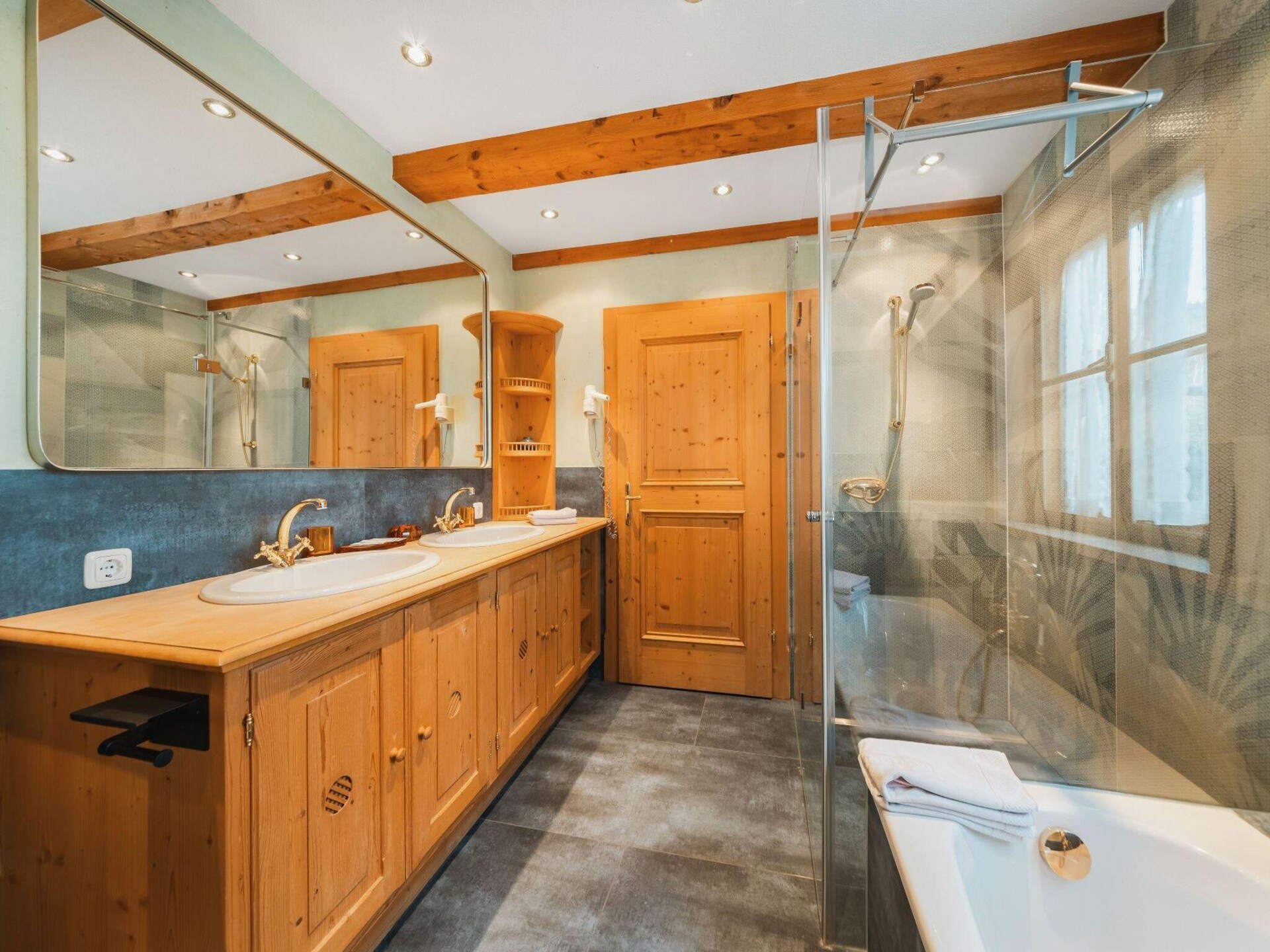 Chalet Ninni: 150m² vrijstaand chalet aan de golfbaan, 450m tot skilift - foto 18