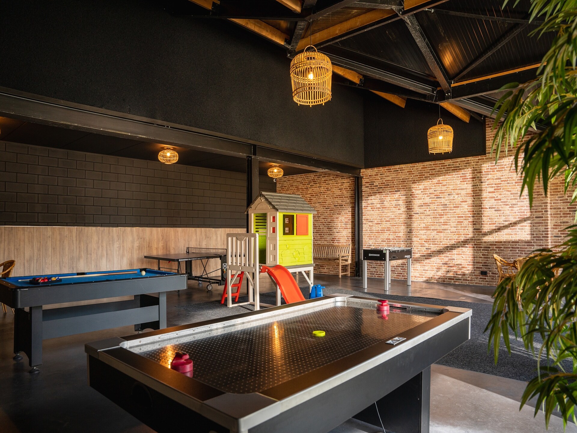 Het Landhuis: luxe groepsaccommodatie voor 20 personen in Twente - foto 35