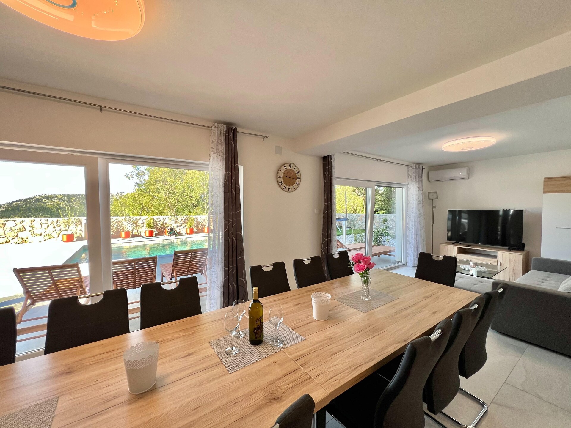 Ruime 10-slaapkamer villa met privézwembad voor 18 personen in Bribir - foto 12