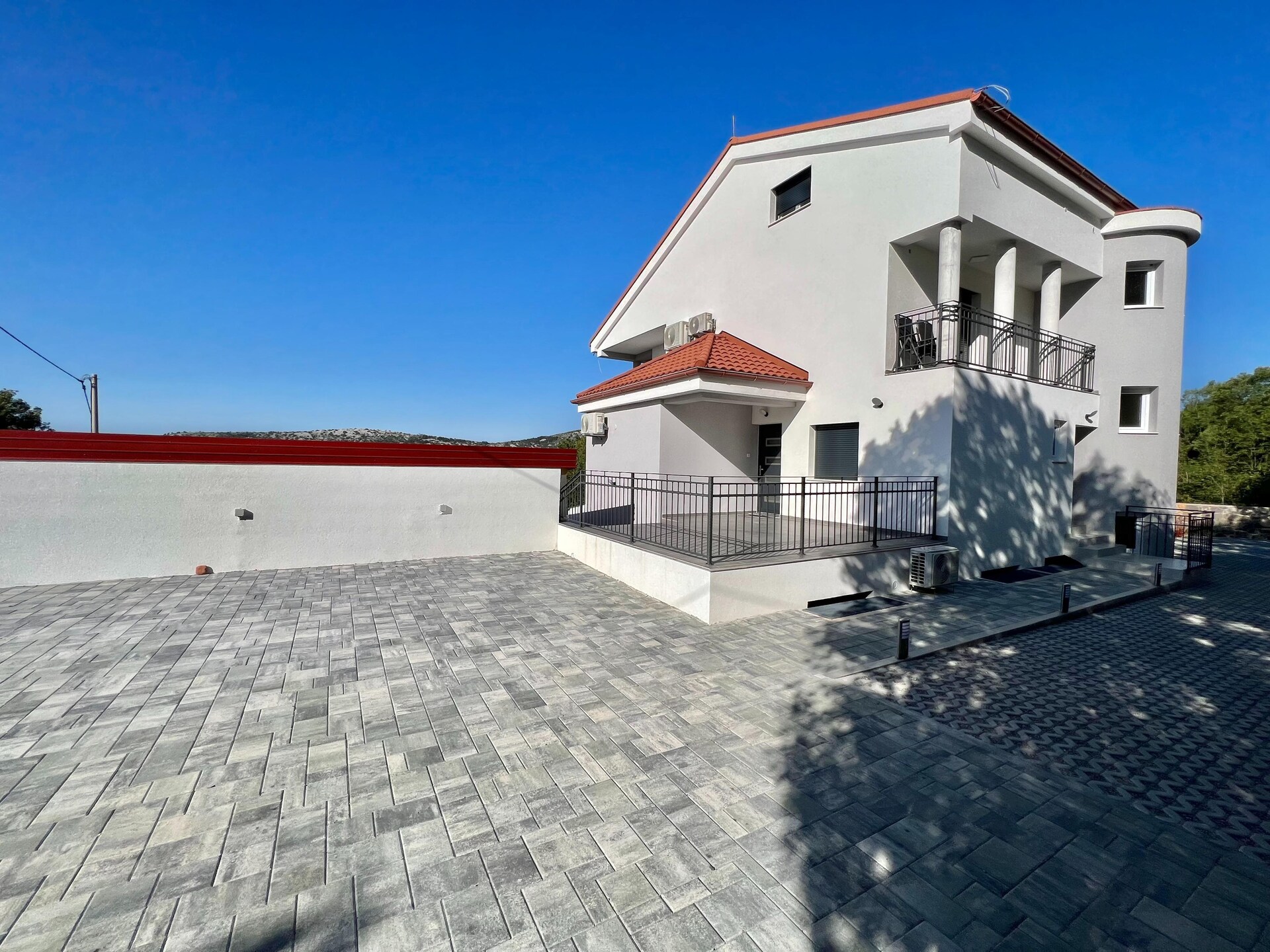 Ruime 10-slaapkamer villa met privézwembad voor 18 personen in Bribir - foto 36
