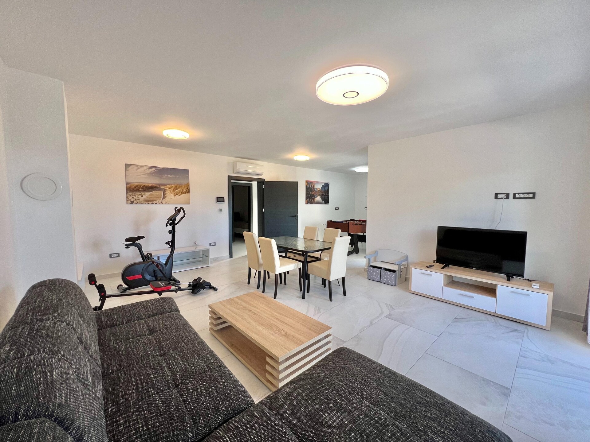 Ruime 10-slaapkamer villa met privézwembad voor 18 personen in Bribir - foto 9
