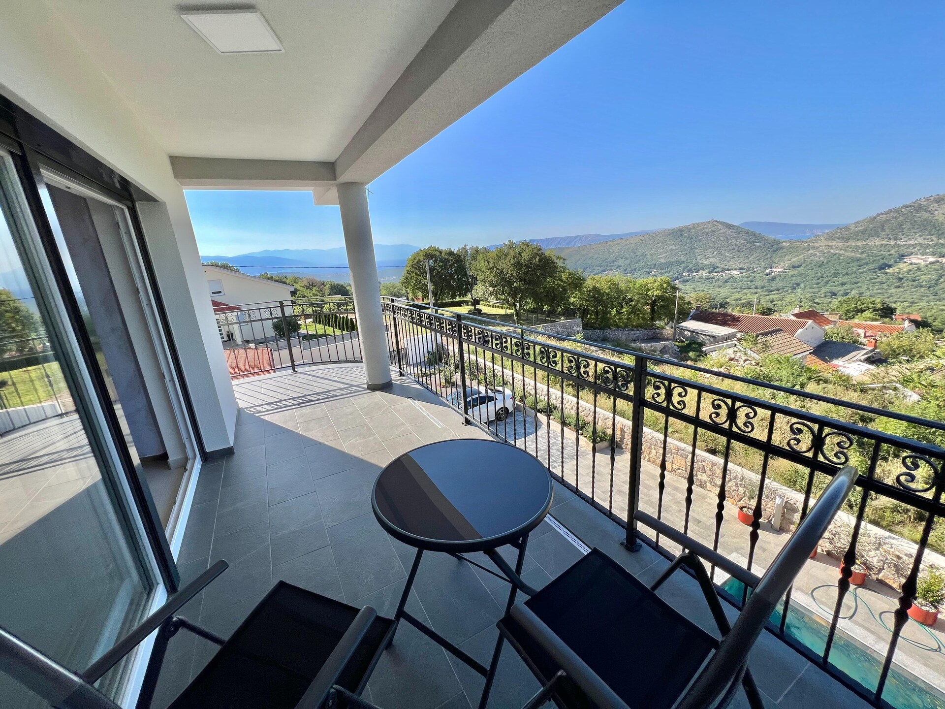 Ruime 10-slaapkamer villa met privézwembad voor 18 personen in Bribir - foto 30