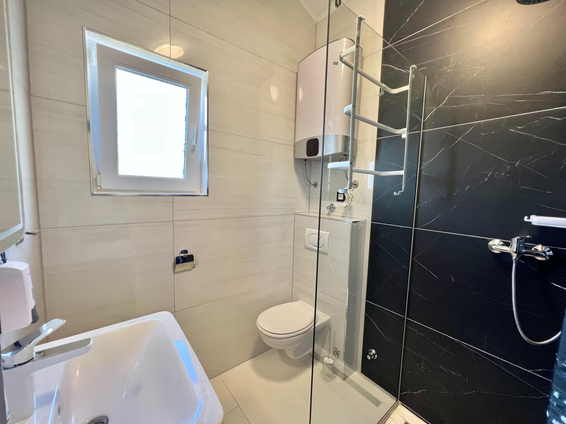 Ruime 10-slaapkamer villa met privézwembad voor 18 personen in Bribir - foto 28