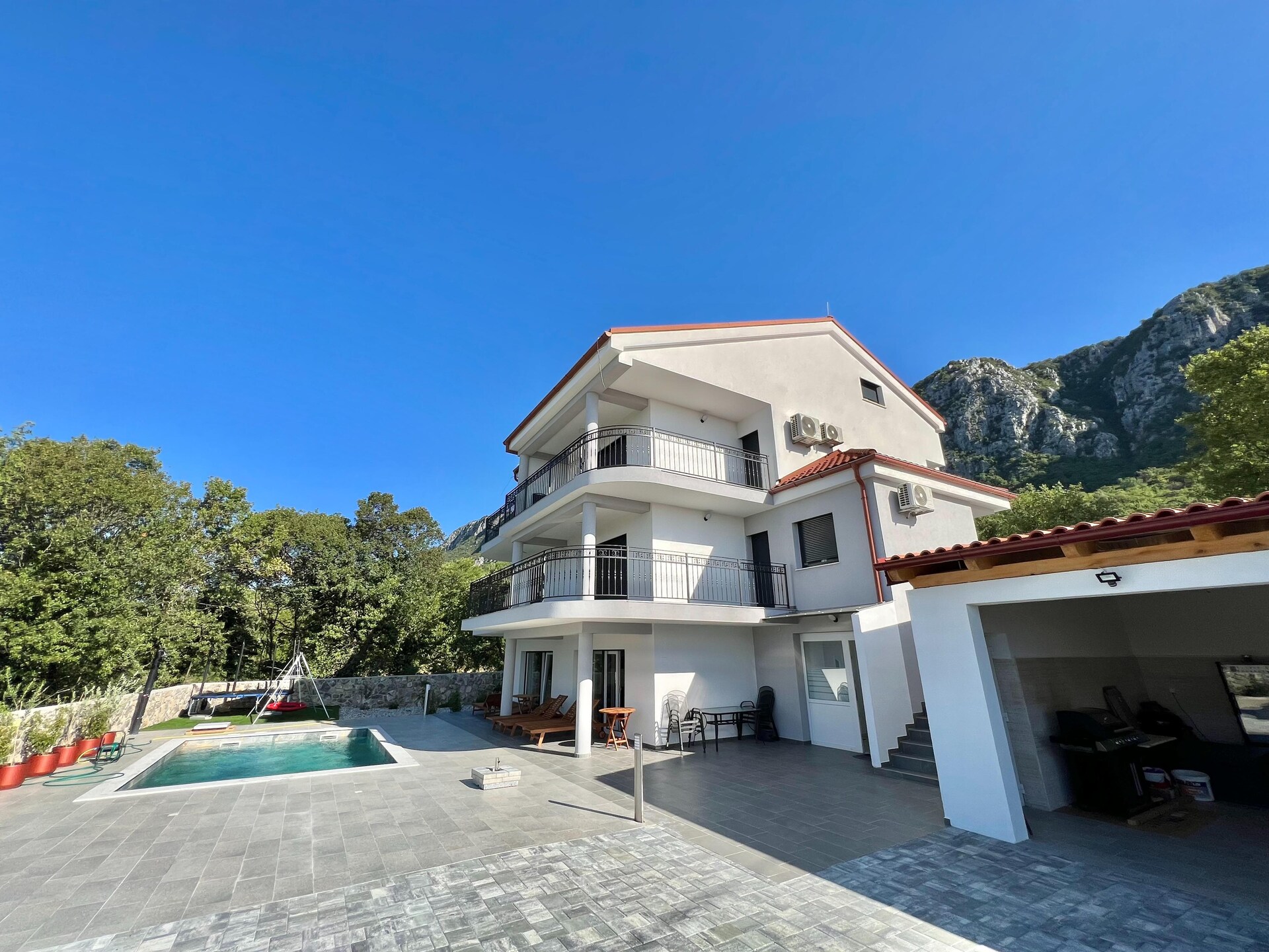 Ruime 10-slaapkamer villa met privézwembad voor 18 personen in Bribir - foto 6