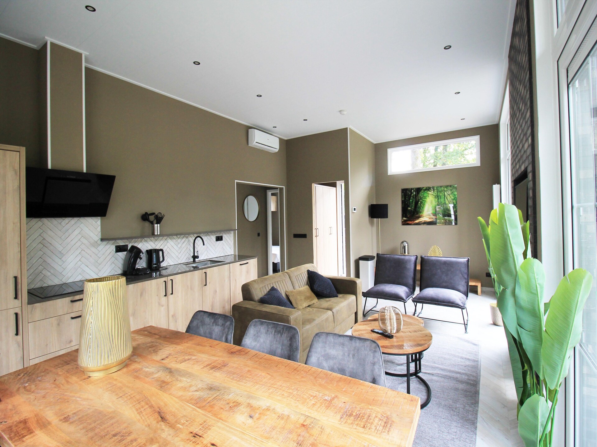 Luxe boshuis met vijverzicht op de Veluwe, huisdieren welkom - foto 4