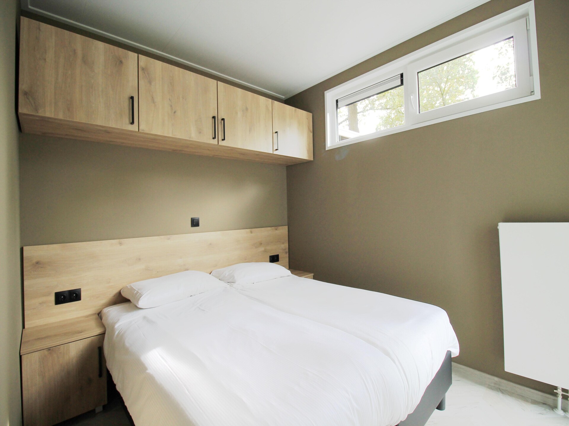 Luxe boshuis met vijverzicht op de Veluwe, huisdieren welkom - foto 12